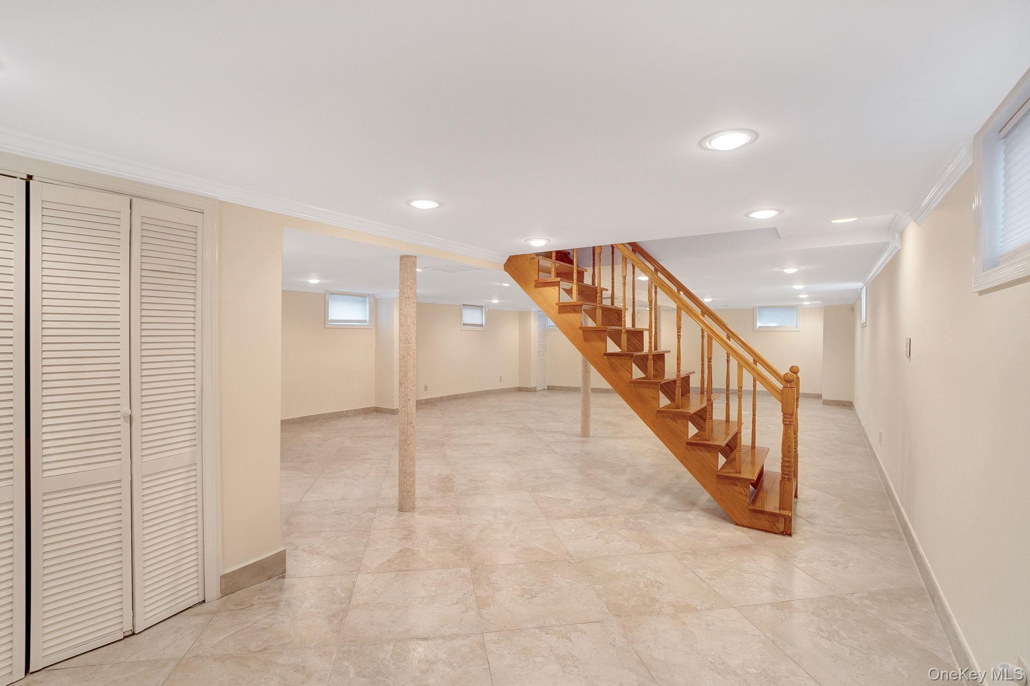 Single Family Lefferts Boulevard Queens, NY 11420, MLS-983248-20