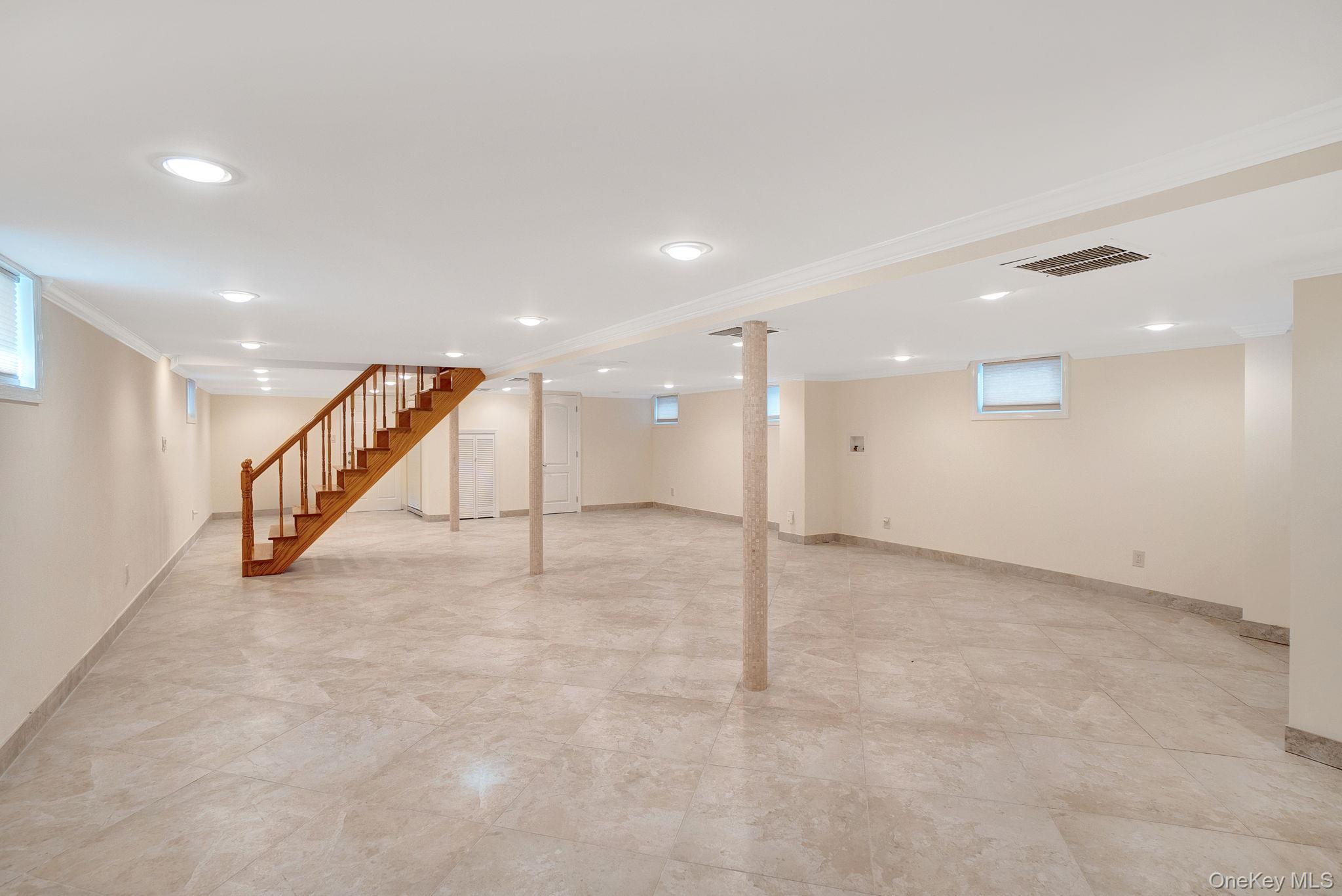 Single Family Lefferts Boulevard Queens, NY 11420, MLS-983248-21