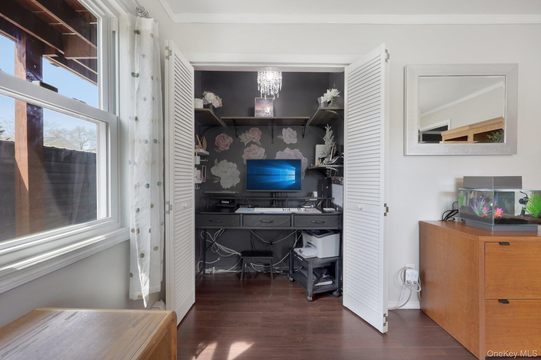 Single Family 4th  Suffolk County, NY 11704, MLS-983263-26