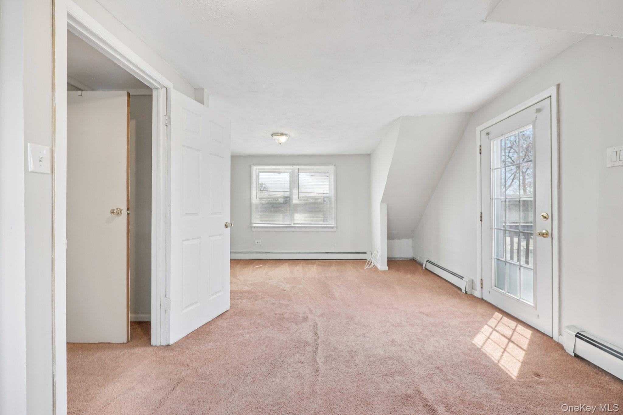 Single Family 4th  Suffolk County, NY 11704, MLS-983263-29