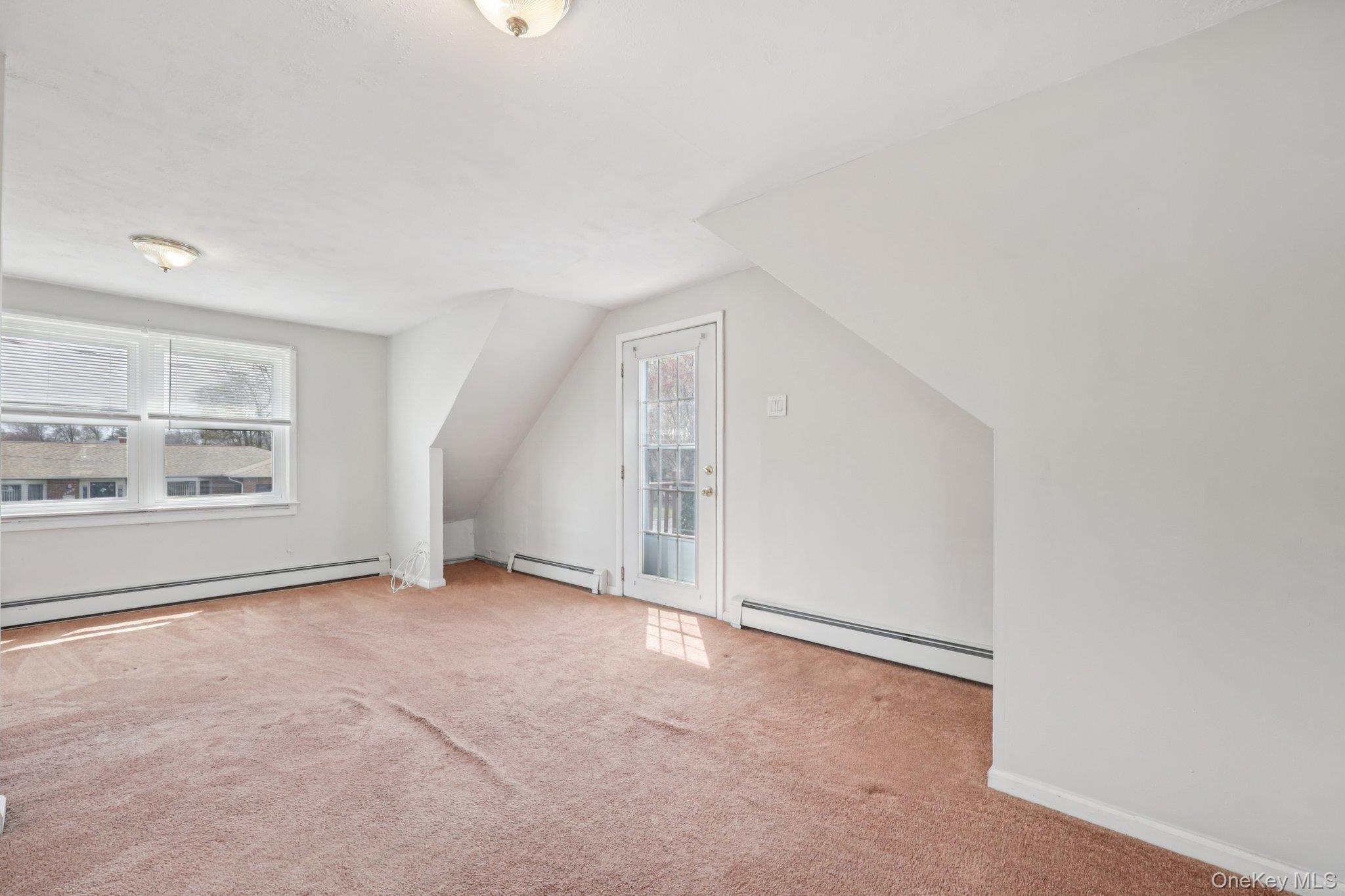 Single Family 4th  Suffolk County, NY 11704, MLS-983263-31