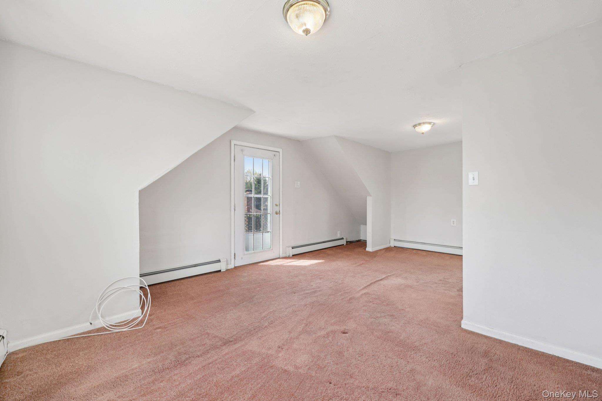 Single Family 4th  Suffolk County, NY 11704, MLS-983263-32