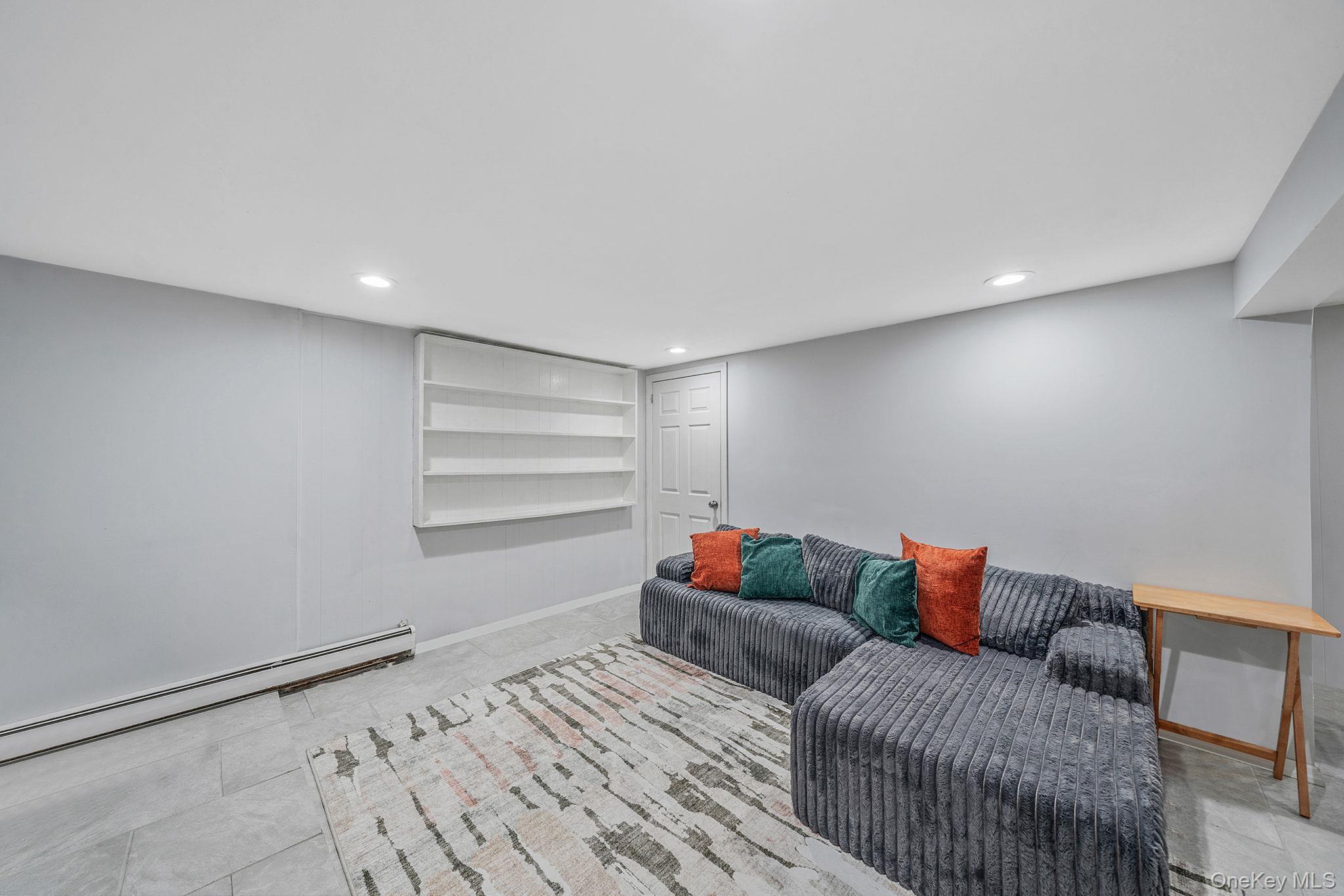 Single Family Barth  Nassau County, NY 11510, MLS-983267-23