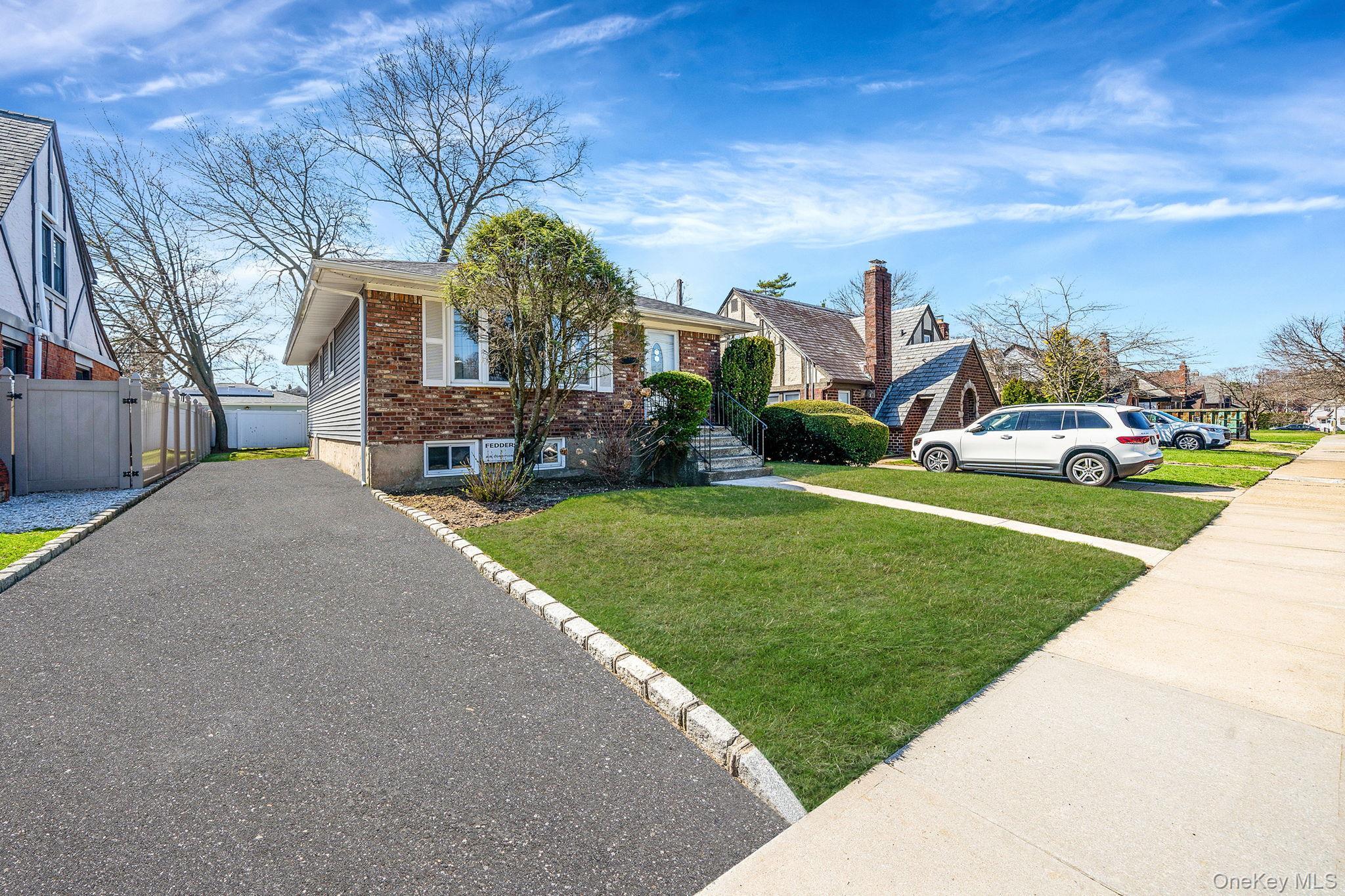 Single Family Barth  Nassau County, NY 11510, MLS-983267-3