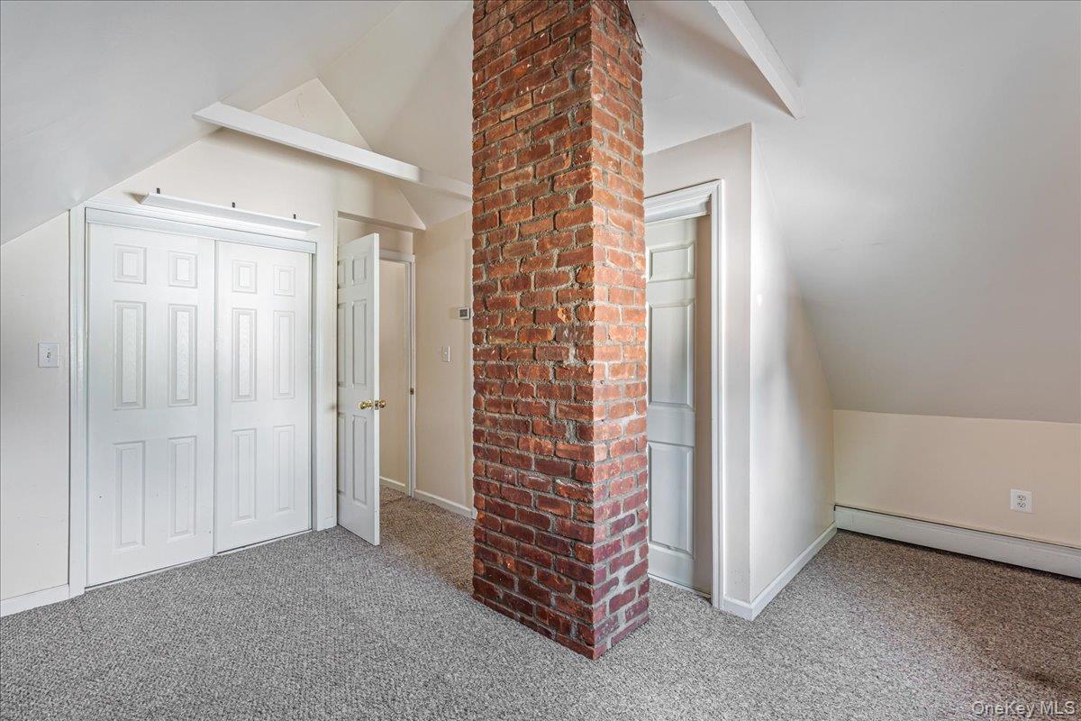 Single Family Duckpond  Nassau County, NY 11793, MLS-983279-24