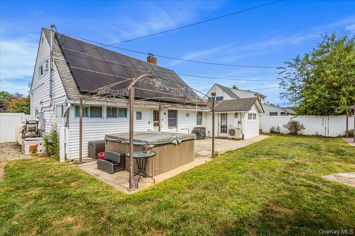 Single Family Duckpond  Nassau County, NY 11793, MLS-983279-28