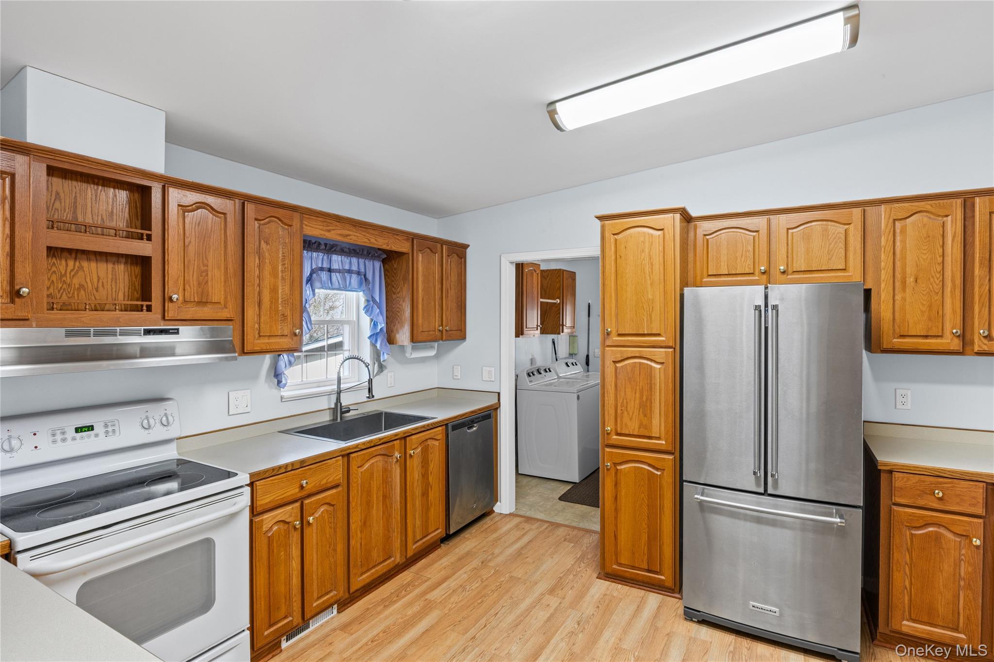 Single Family Fresh Pond Suffolk County, NY 11933, MLS-983285-13