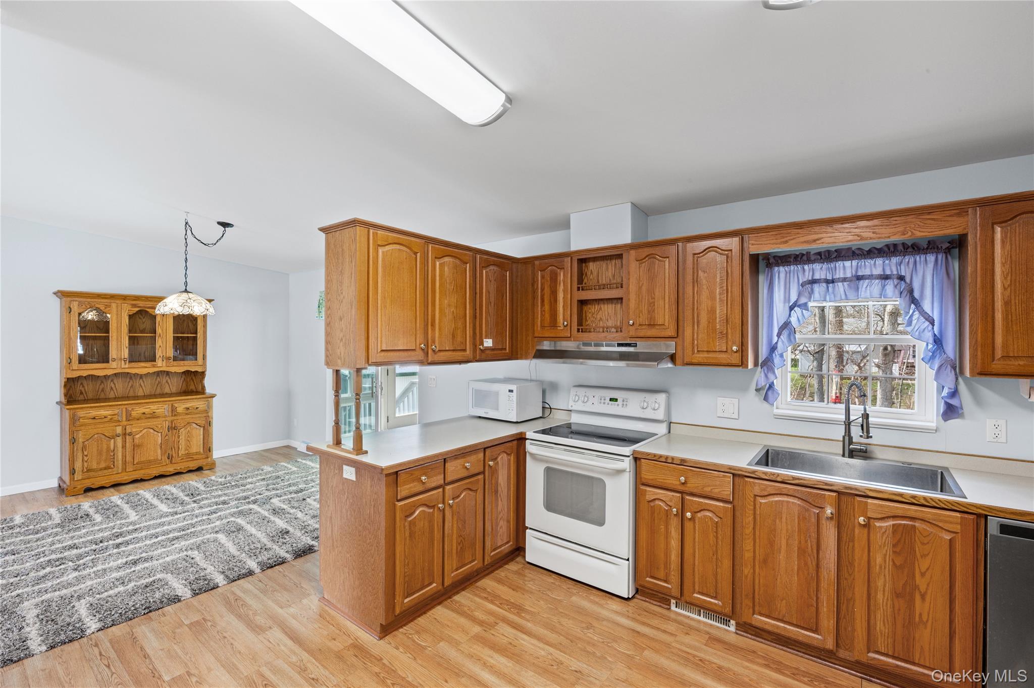 Single Family Fresh Pond Suffolk County, NY 11933, MLS-983285-14