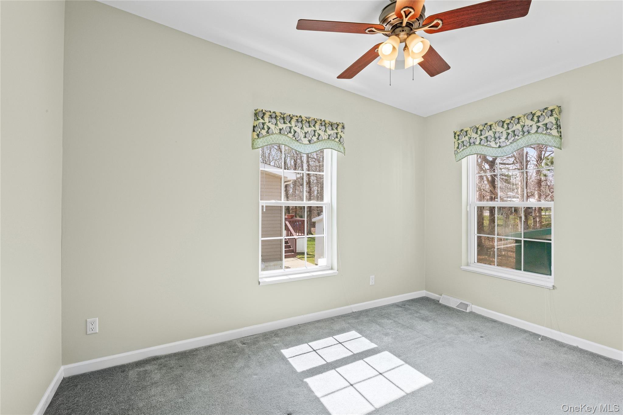 Single Family Fresh Pond Suffolk County, NY 11933, MLS-983285-23