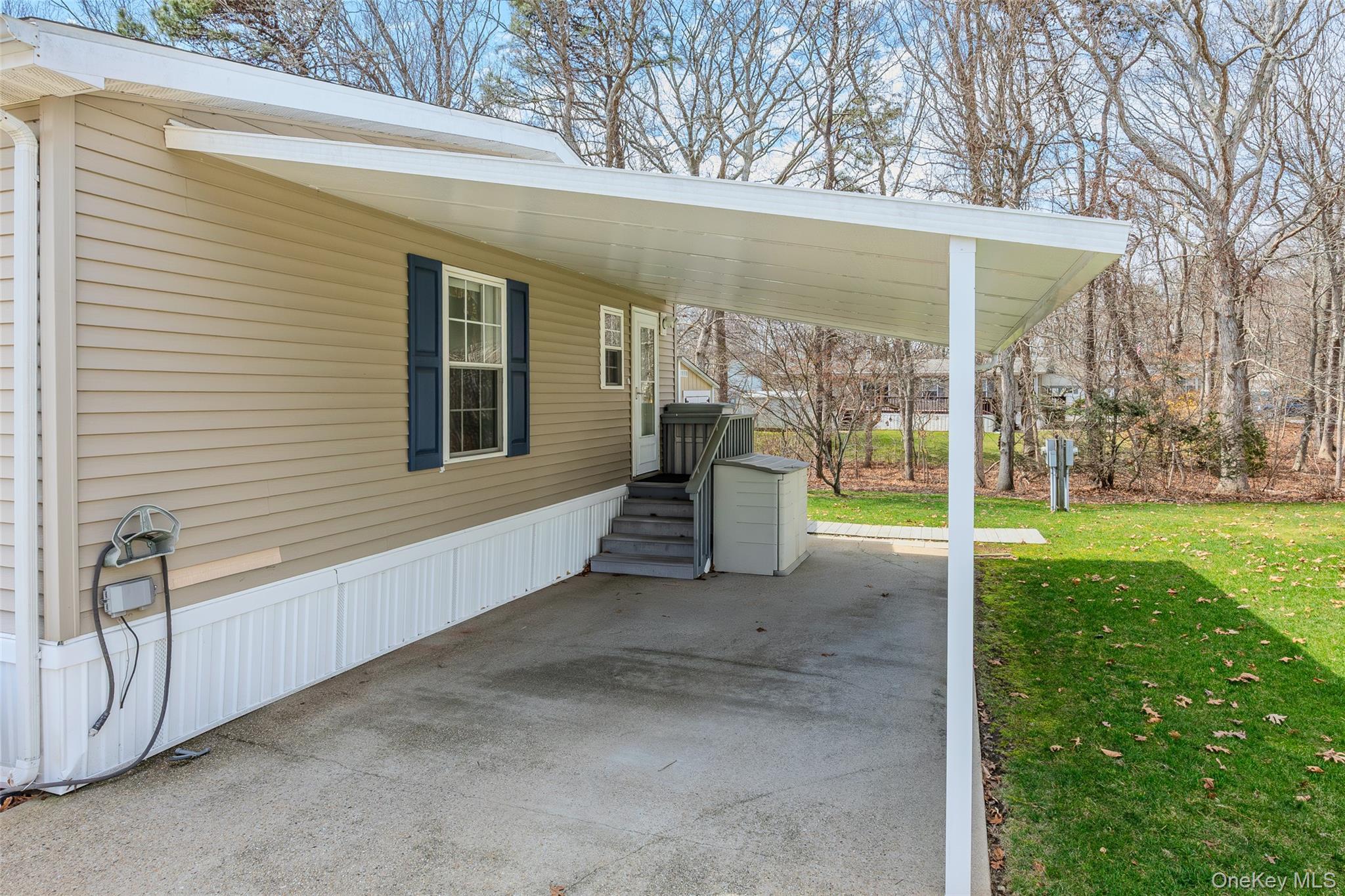 Single Family Fresh Pond Suffolk County, NY 11933, MLS-983285-37