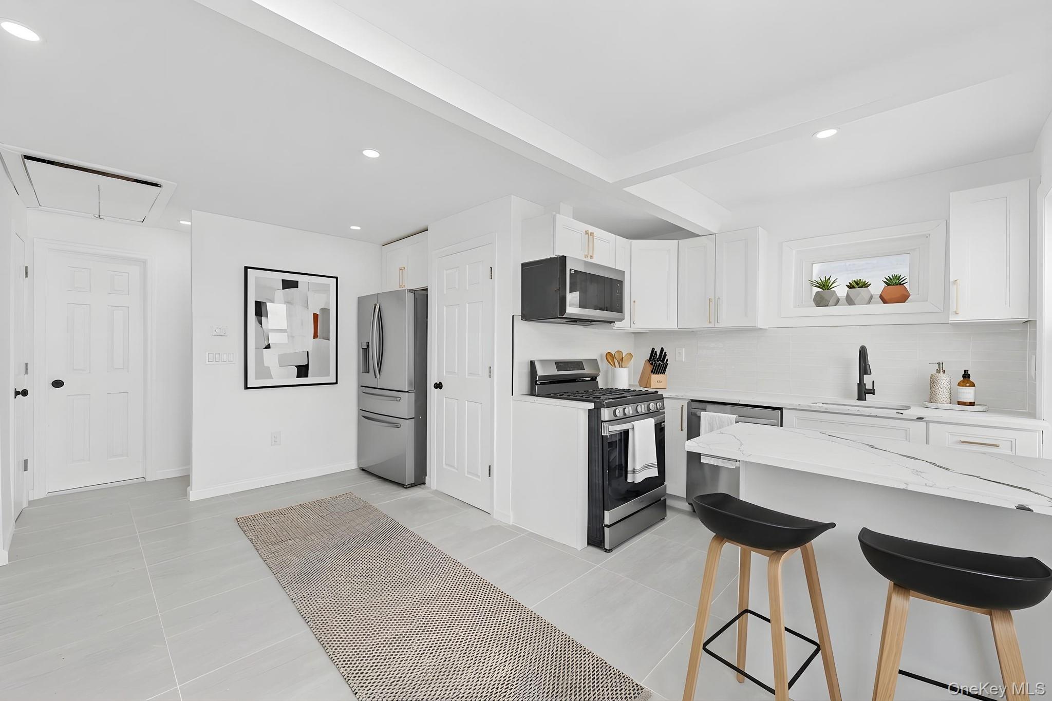 Single Family 131st Queens, NY 11413, MLS-983287-2
