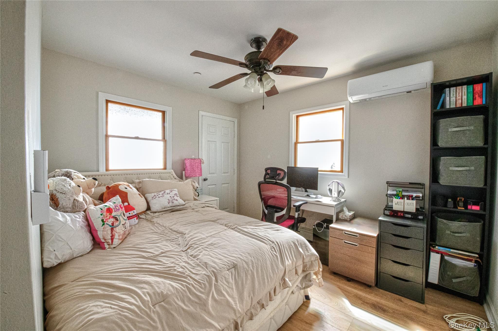 Single Family Pacific  Suffolk County, NY 11757, MLS-983340-15