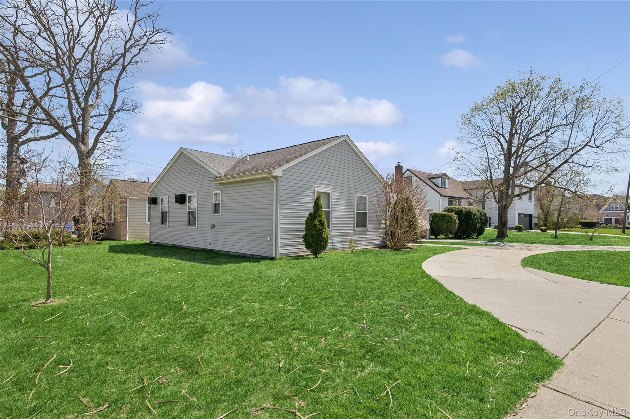 Single Family Allon  Nassau County, NY 11572, MLS-983357-12