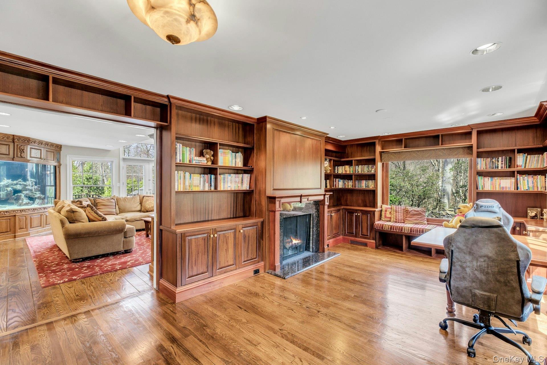Single Family Redmond Lane  Nassau County, NY 11771, MLS-983376-16