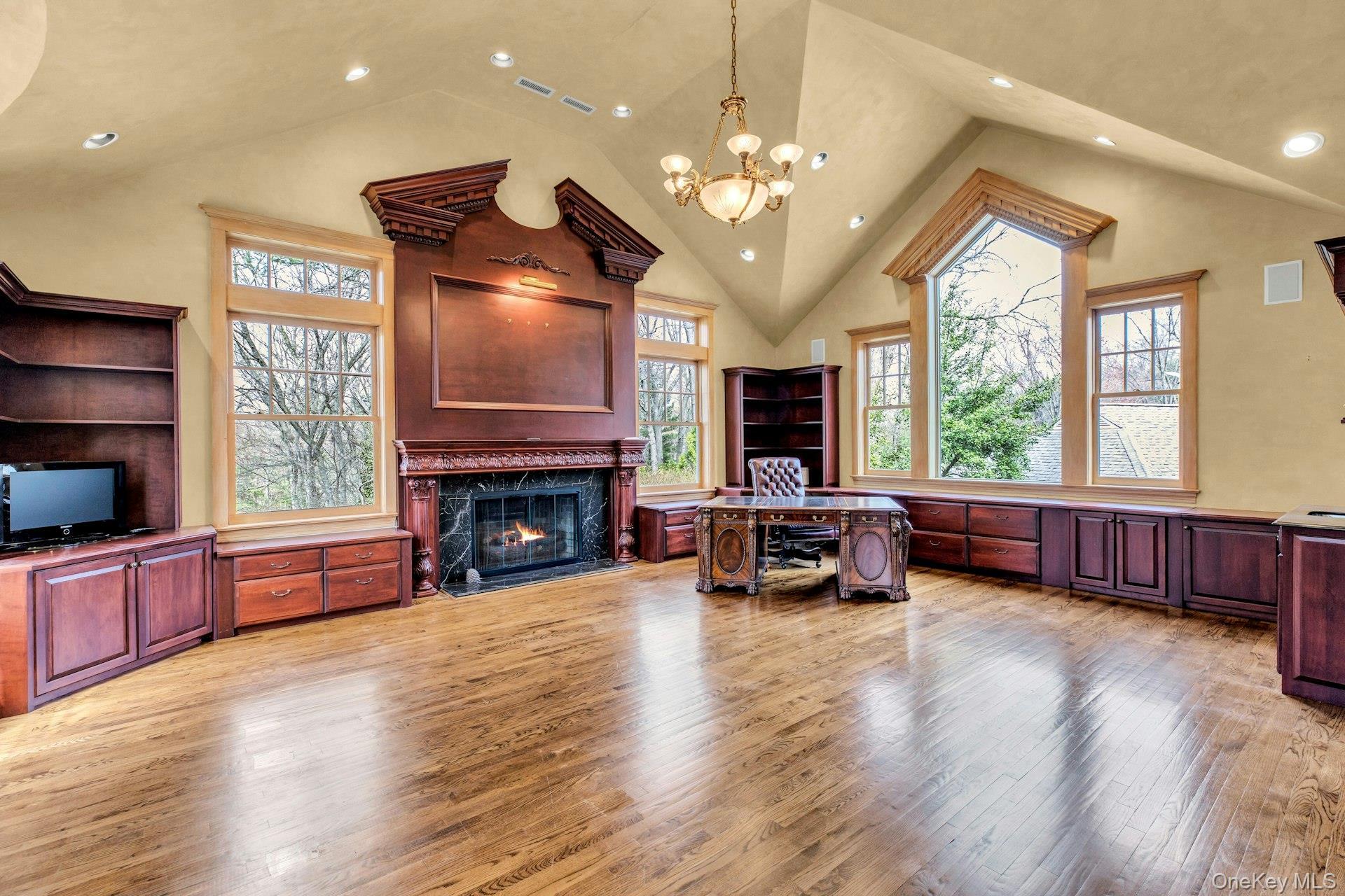 Single Family Redmond Lane  Nassau County, NY 11771, MLS-983376-27