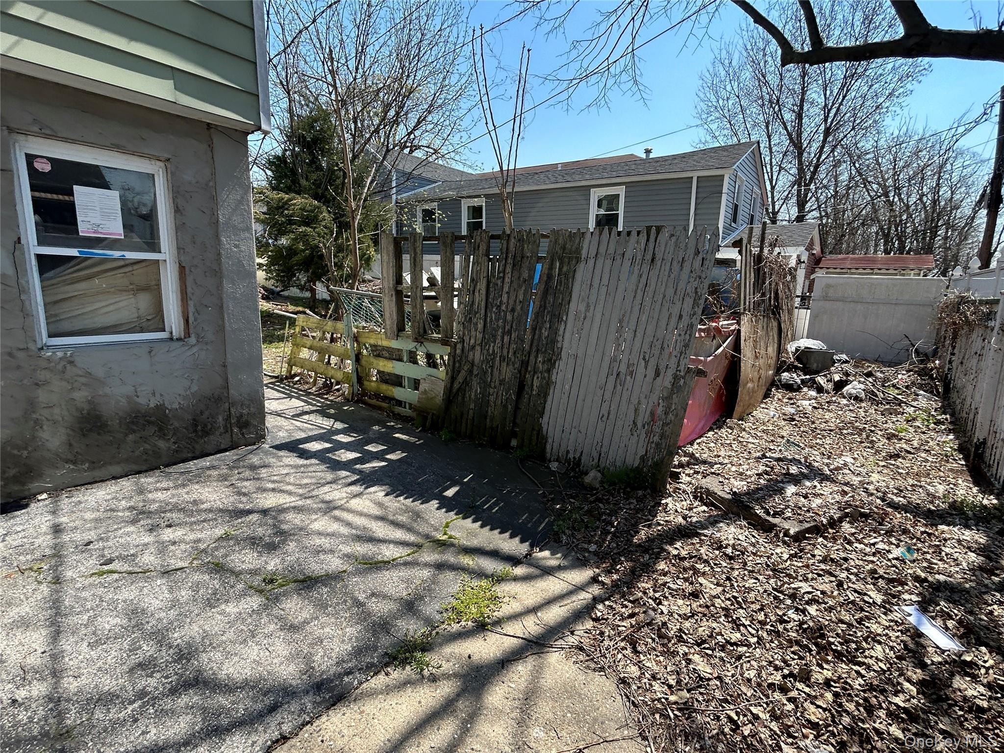 Single Family Thieriot  Bronx, NY 10473, MLS-983380-3