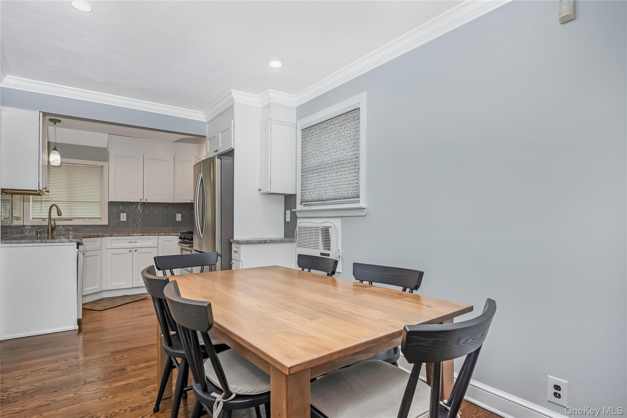 Single Family Willow  Nassau County, NY 11793, MLS-983390-11