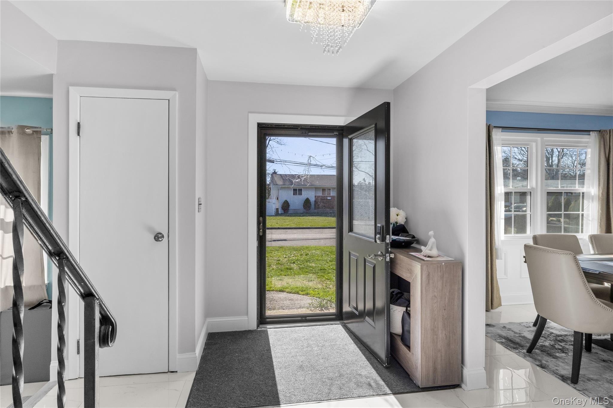 Single Family New York  Suffolk County, NY 11729, MLS-983401-3
