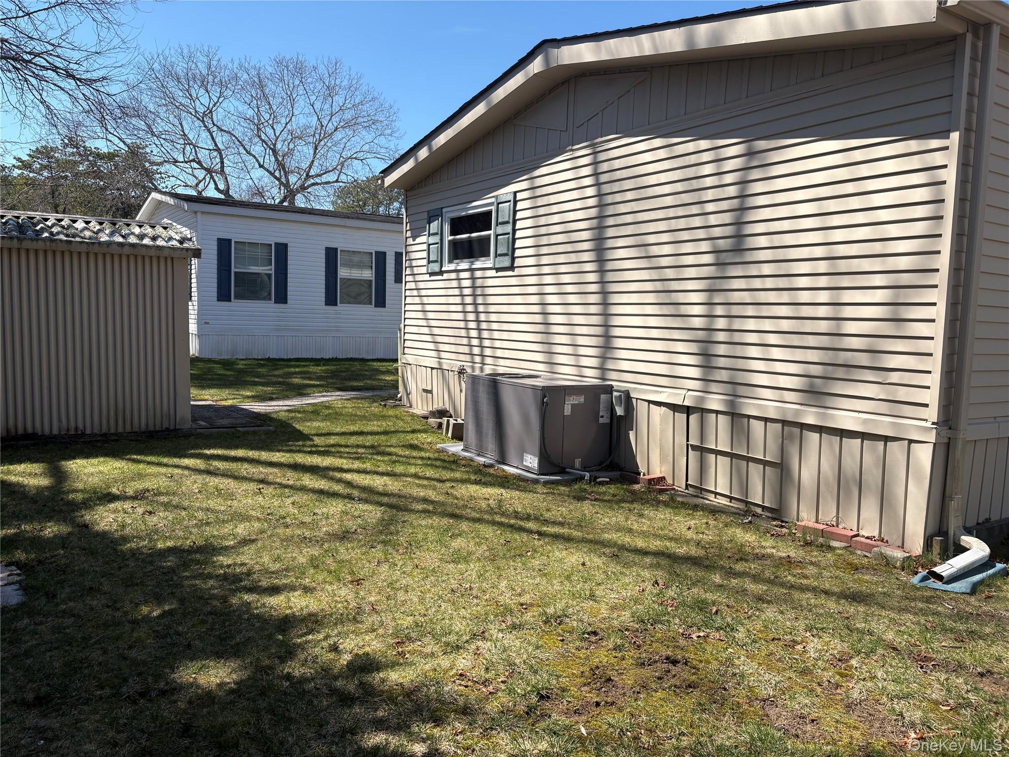 Single Family Riverleigh  Suffolk County, NY 11901, MLS-983416-4