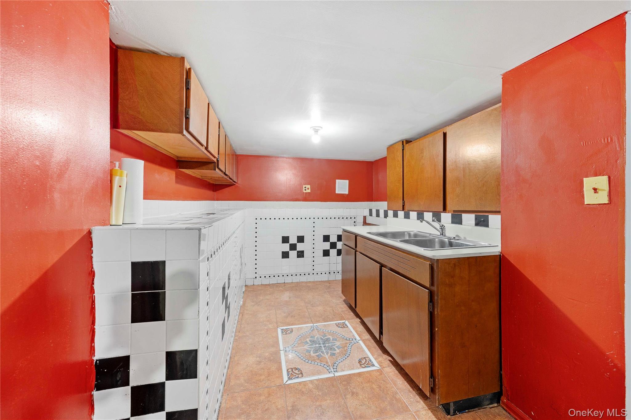 Single Family 77th  Queens, NY 11421, MLS-983420-25