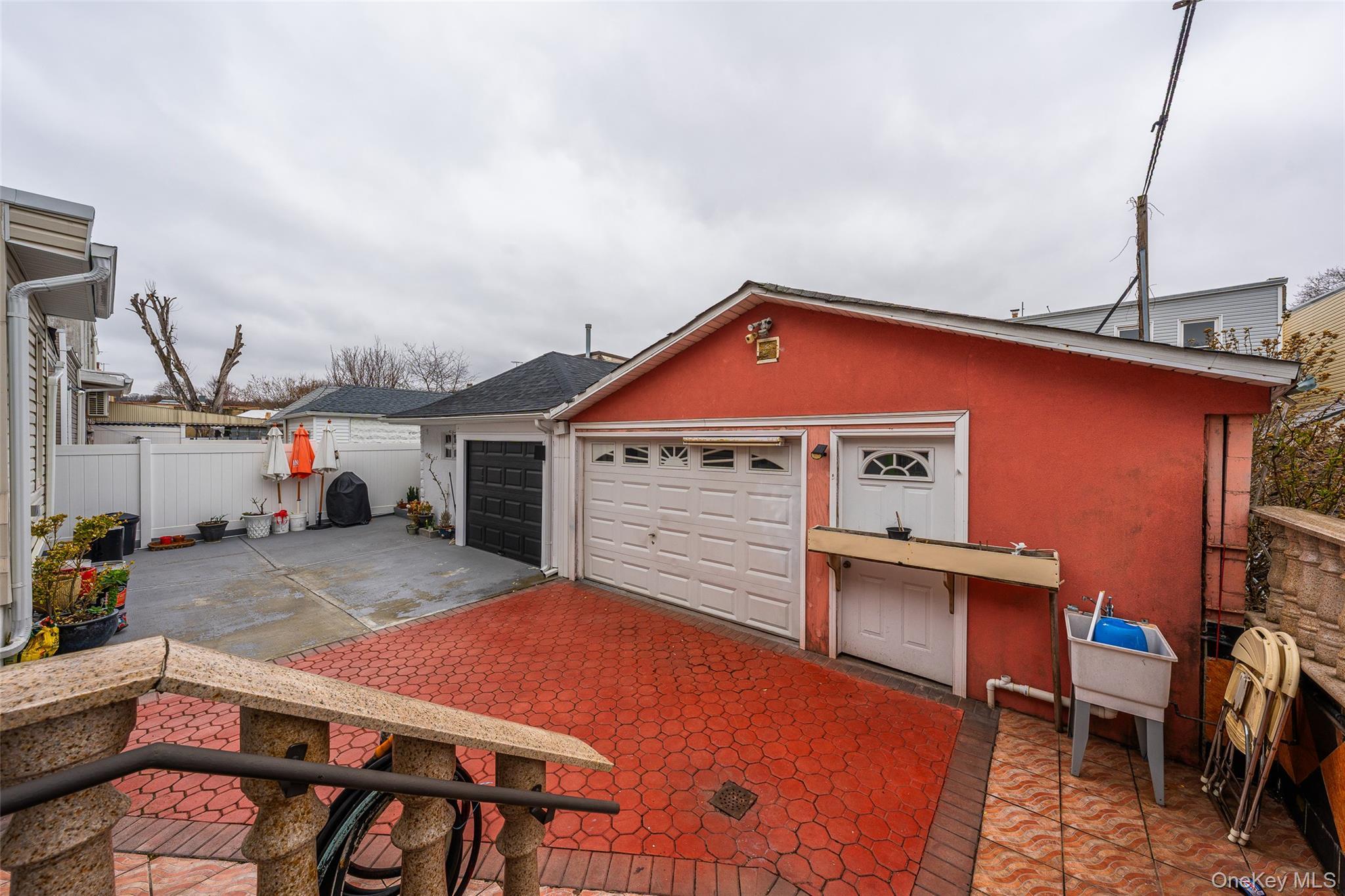 Single Family 77th  Queens, NY 11421, MLS-983420-32
