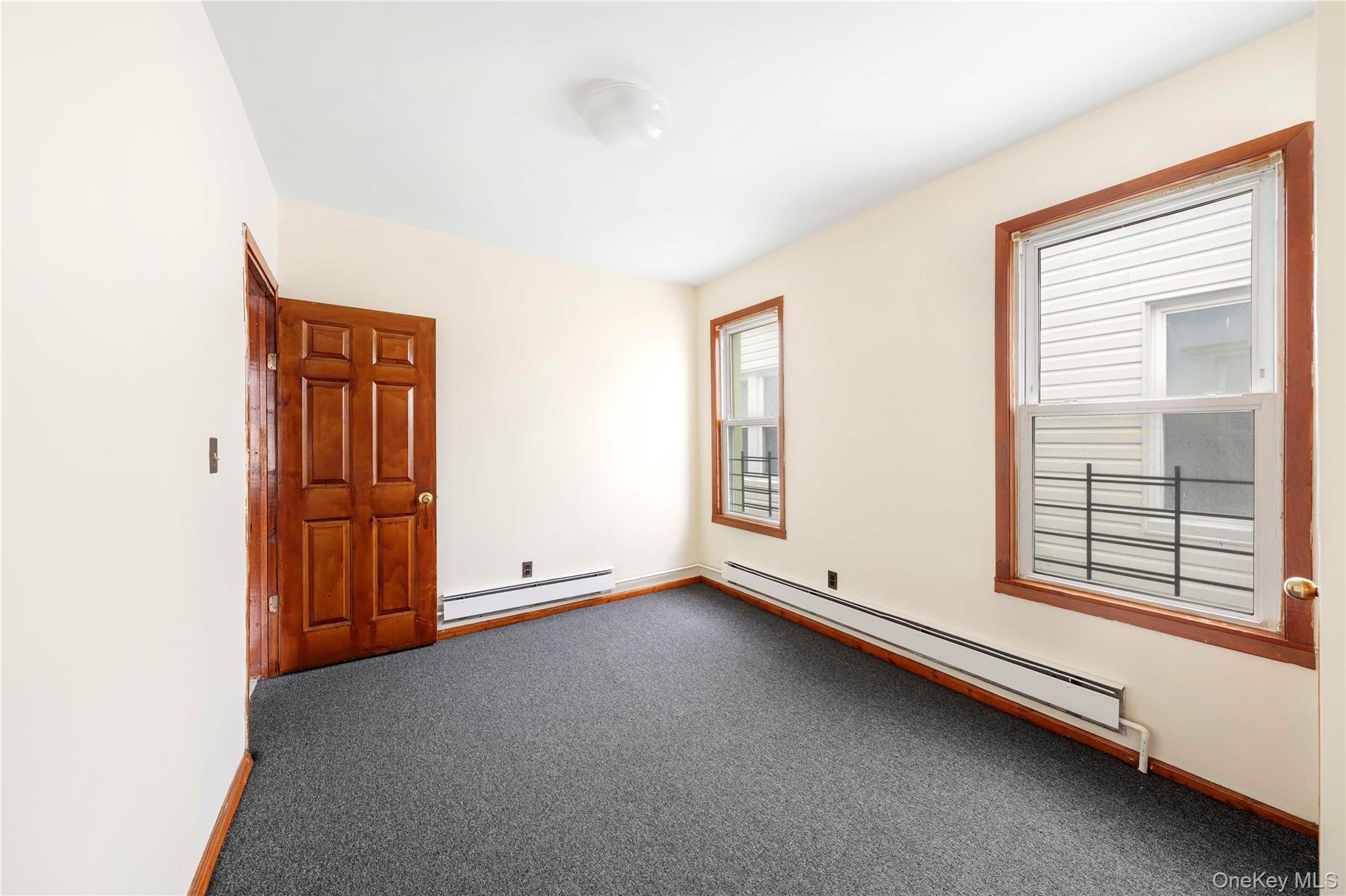 Single Family 77th  Queens, NY 11421, MLS-983420-8