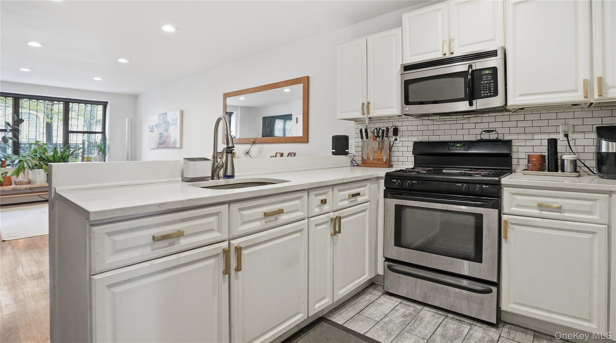Single Family Cornelia  Brooklyn, NY 11221, MLS-983435-5