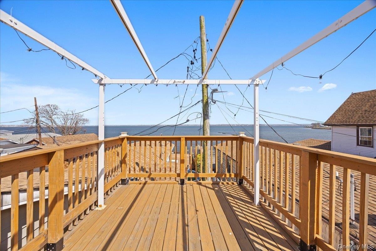 Single Family Pennyfield  Bronx, NY 10465, MLS-983439-22