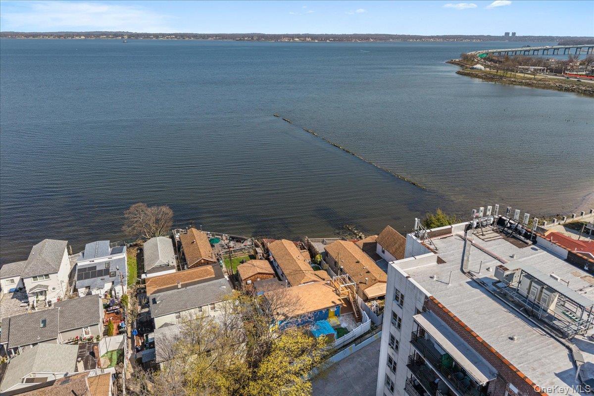 Single Family Pennyfield  Bronx, NY 10465, MLS-983439-28