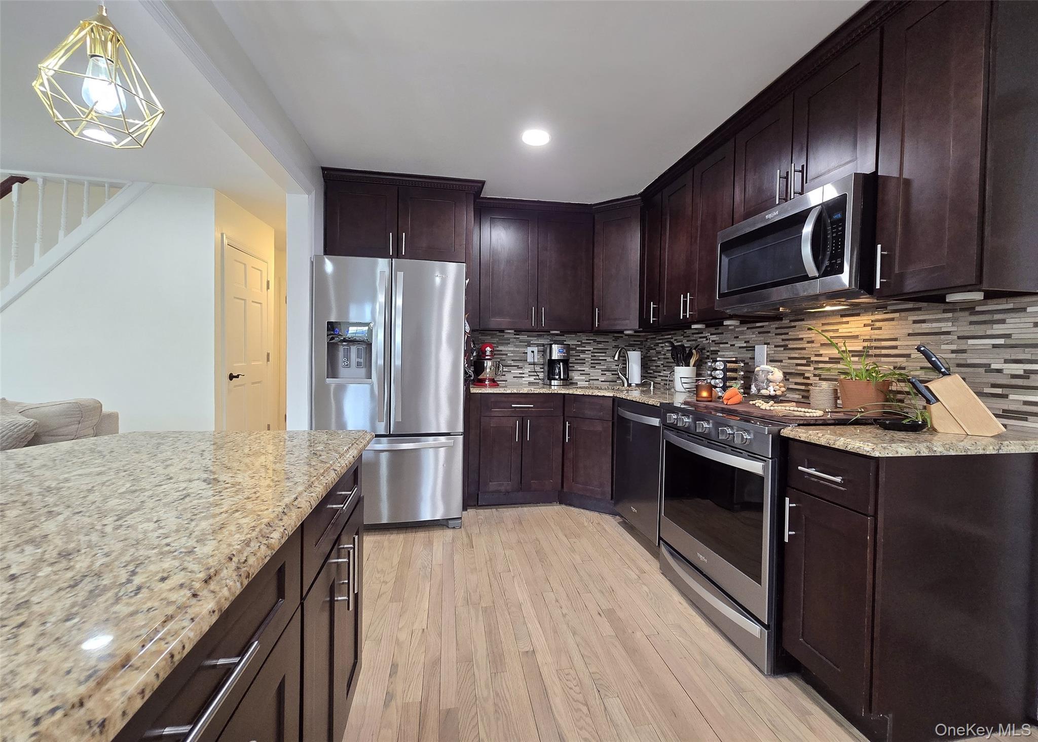 Single Family Wrana  Suffolk County, NY 11763, MLS-983451-11