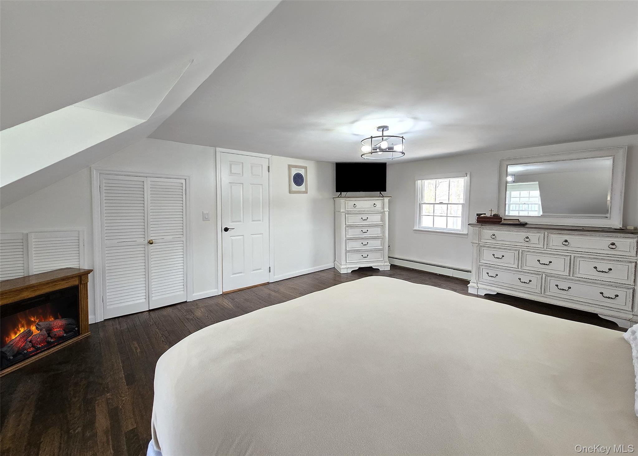 Single Family Wrana  Suffolk County, NY 11763, MLS-983451-21