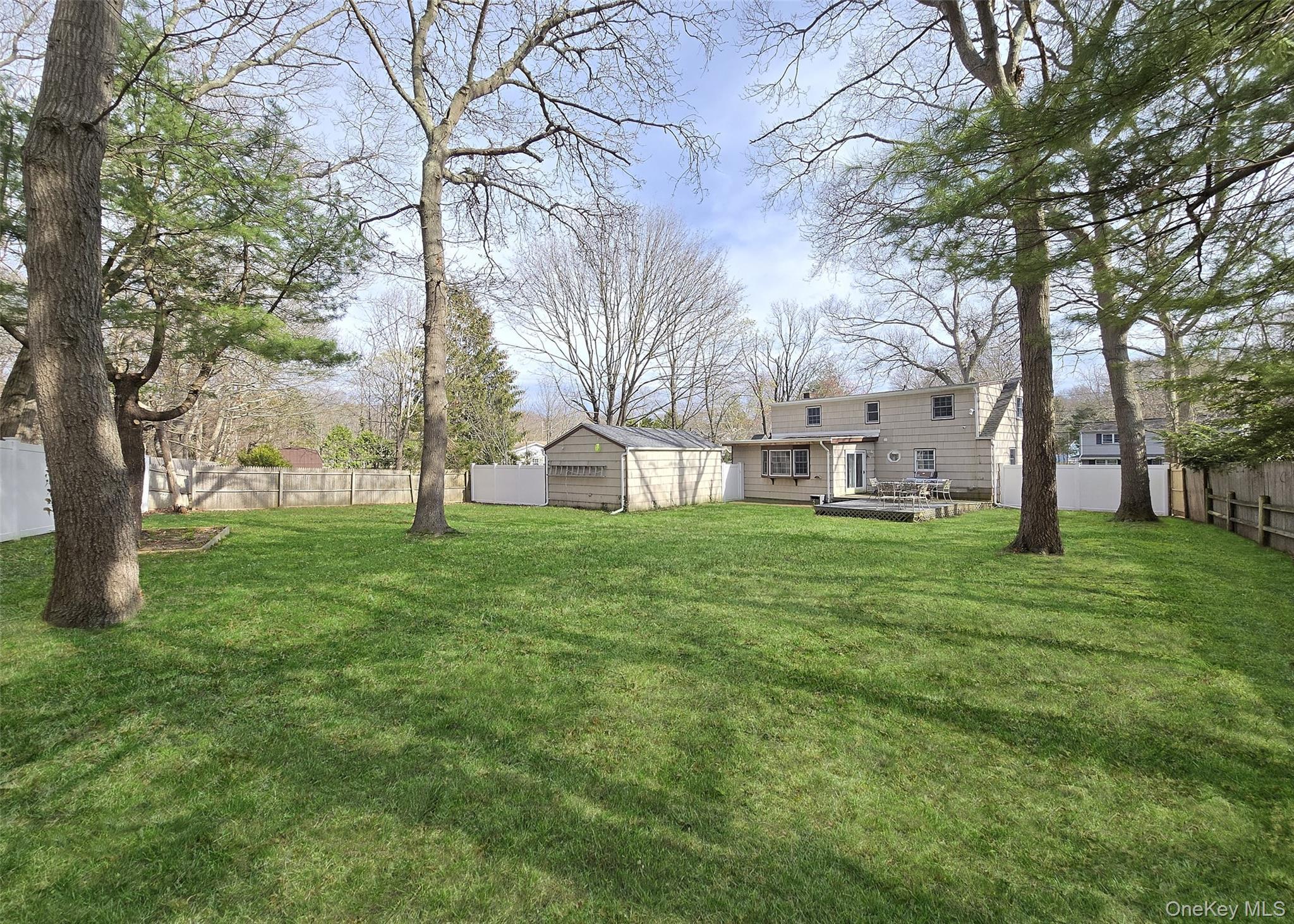 Single Family Wrana  Suffolk County, NY 11763, MLS-983451-3