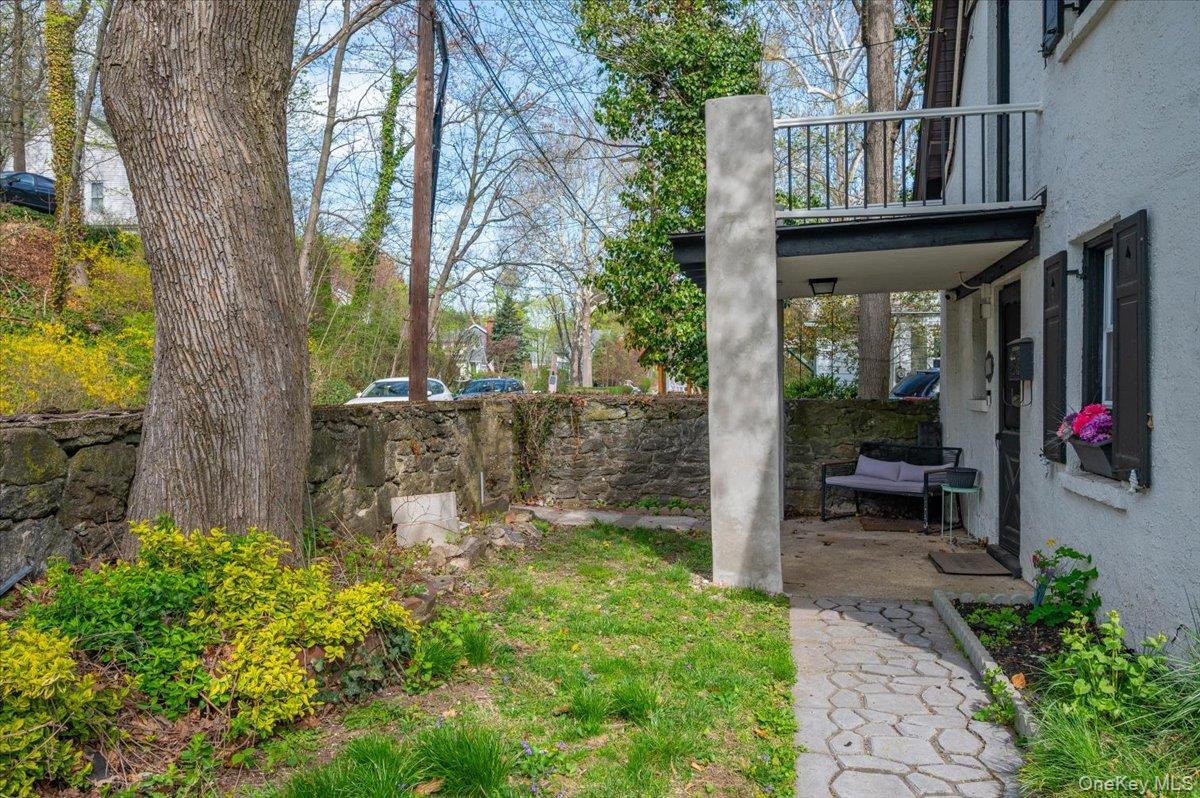 Single Family Whitewood  Westchester County, NY 10805, MLS-983471-2