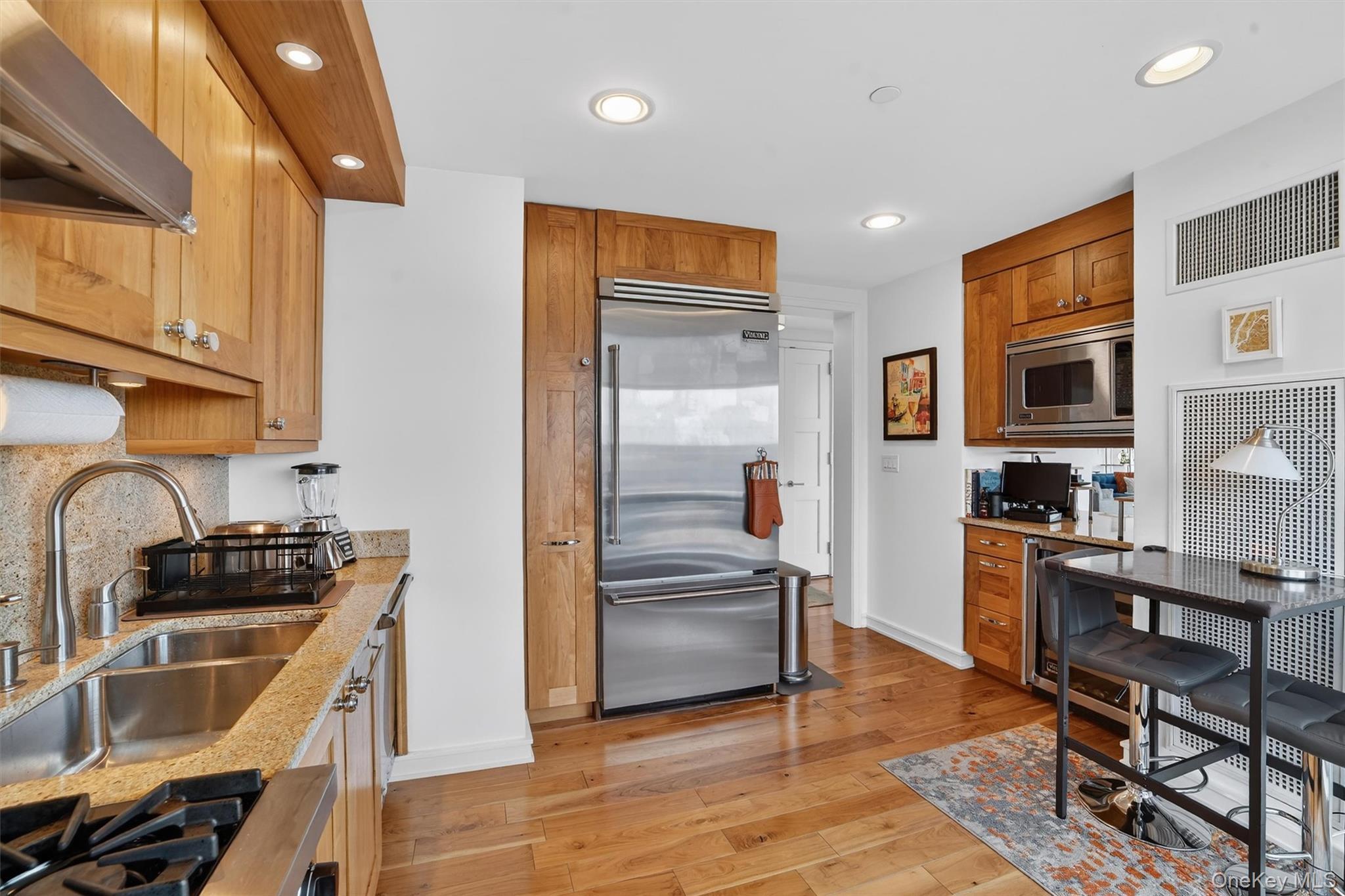 Condo Renaissance  Westchester County, NY 10601, MLS-983476-8