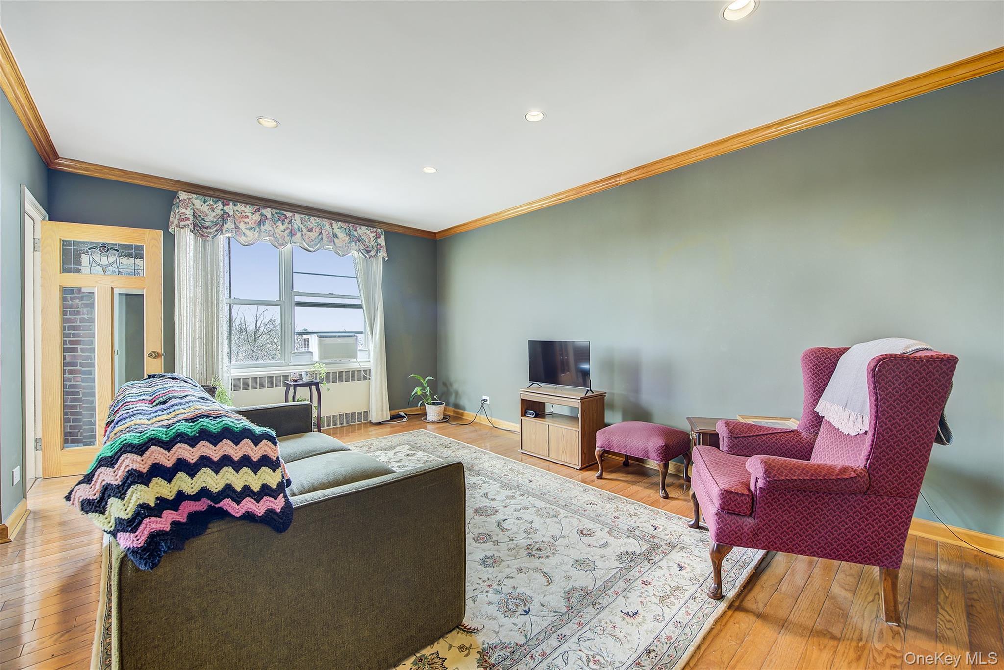 Coop 108  Queens, NY 11375, MLS-983488-6