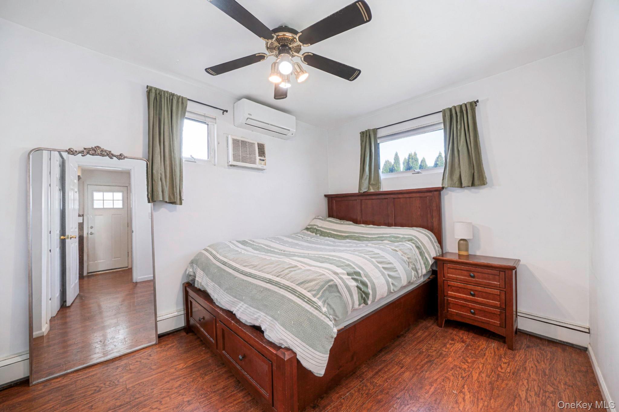 Single Family Ionia  Nassau County, NY 11783, MLS-983499-15