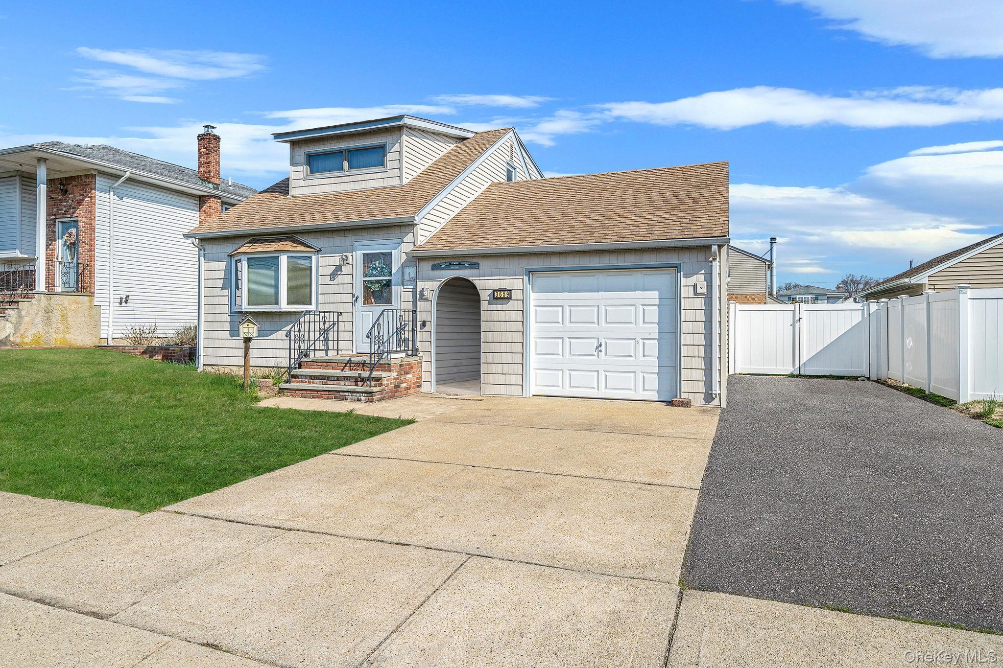 Single Family Ionia  Nassau County, NY 11783, MLS-983499-2