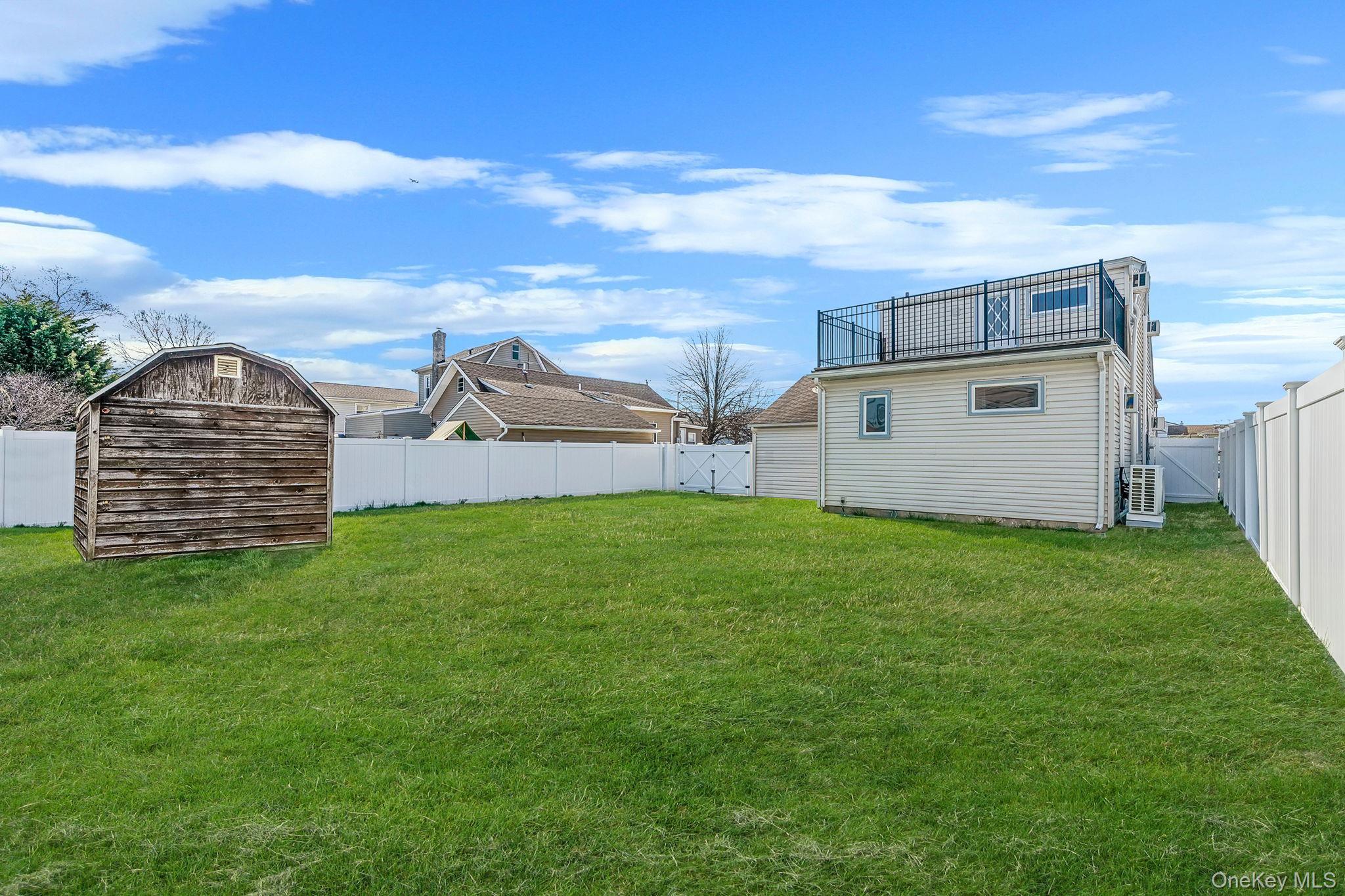 Single Family Ionia  Nassau County, NY 11783, MLS-983499-31