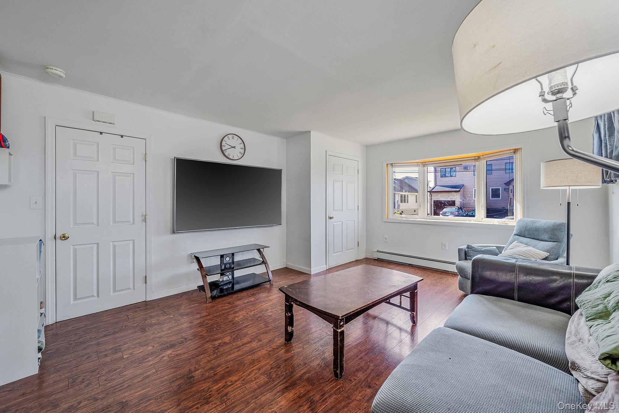 Single Family Ionia  Nassau County, NY 11783, MLS-983499-6