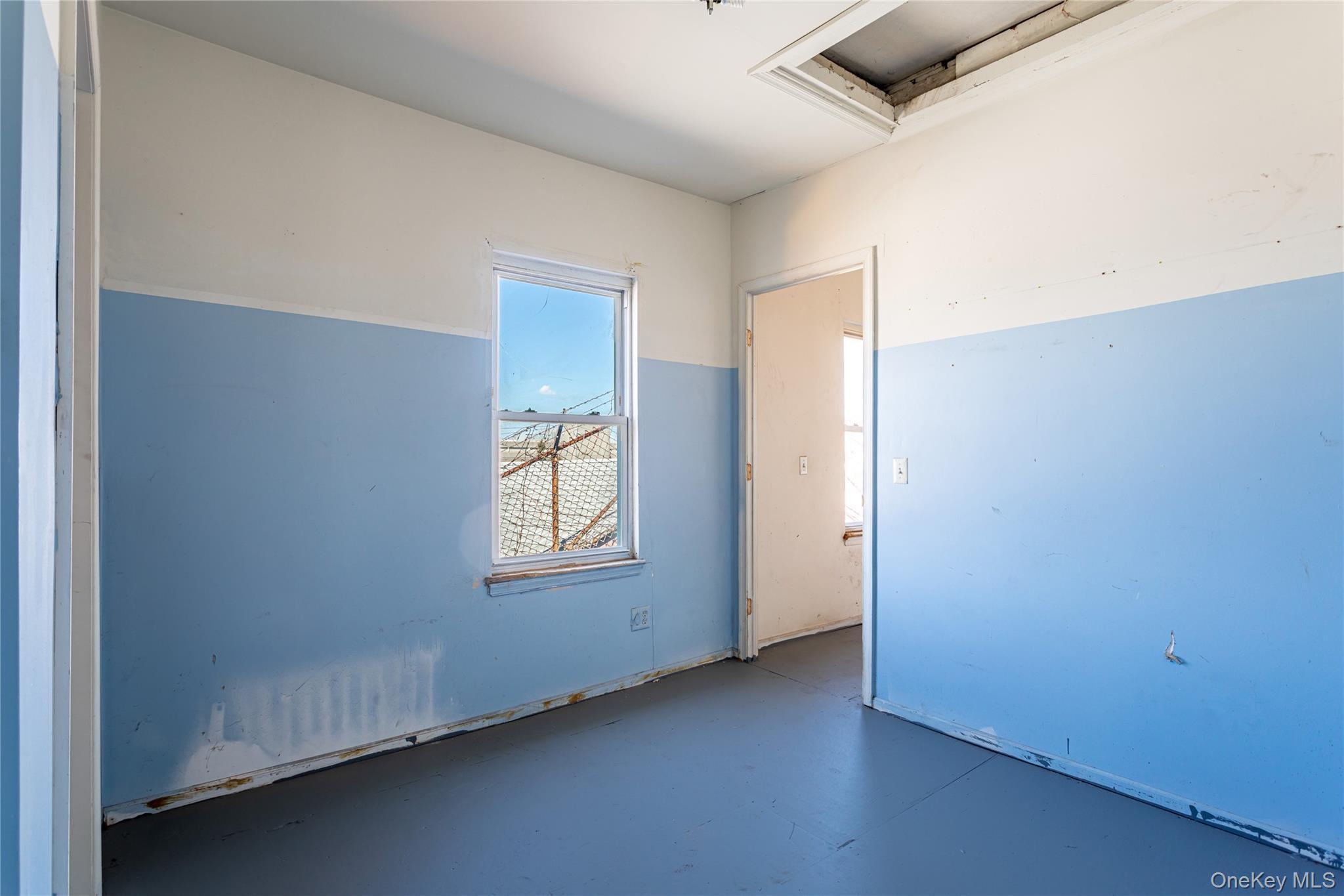 Single Family Dongan Staten Island, NY 10310, MLS-983507-19
