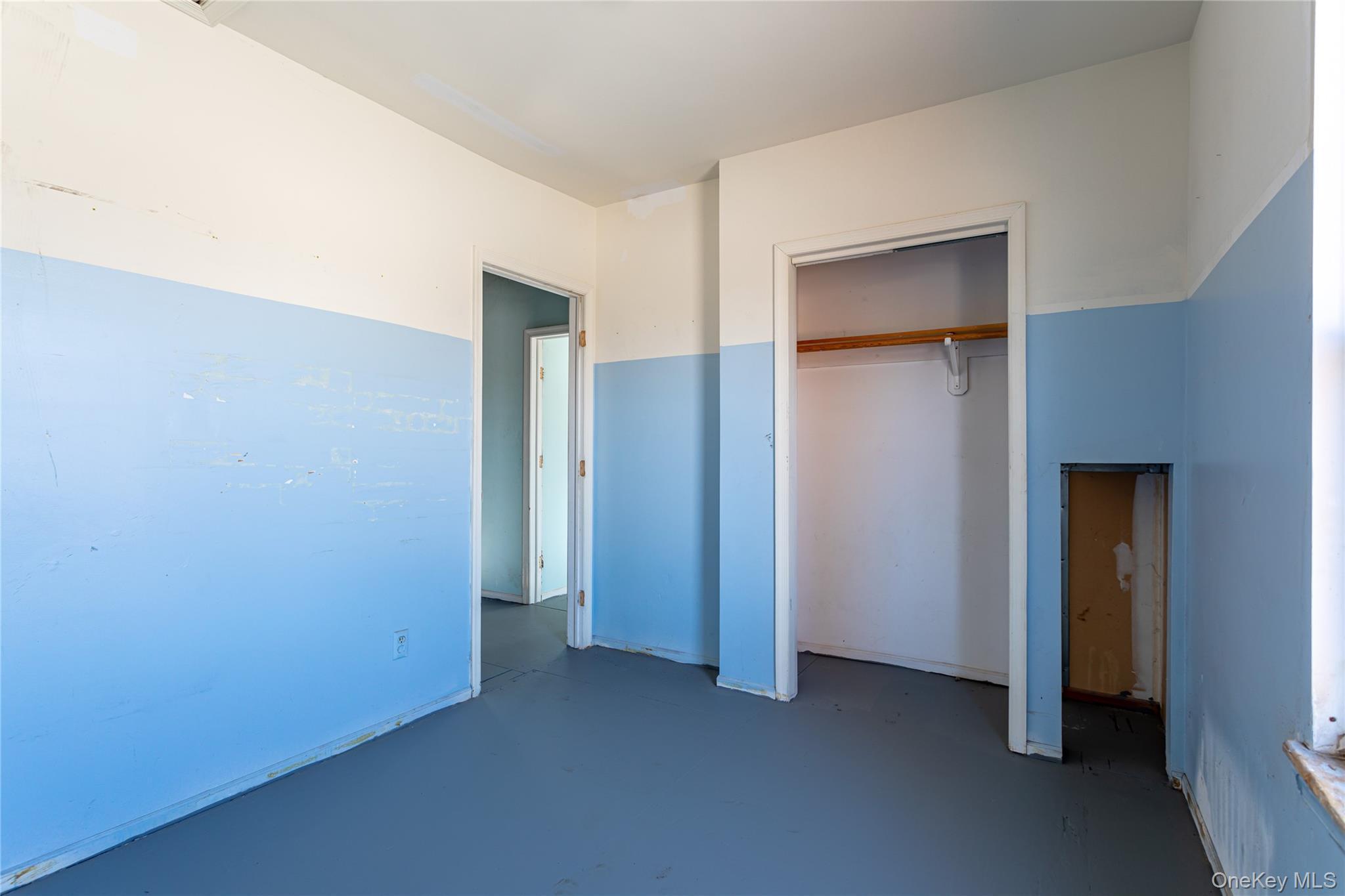 Single Family Dongan Staten Island, NY 10310, MLS-983507-21