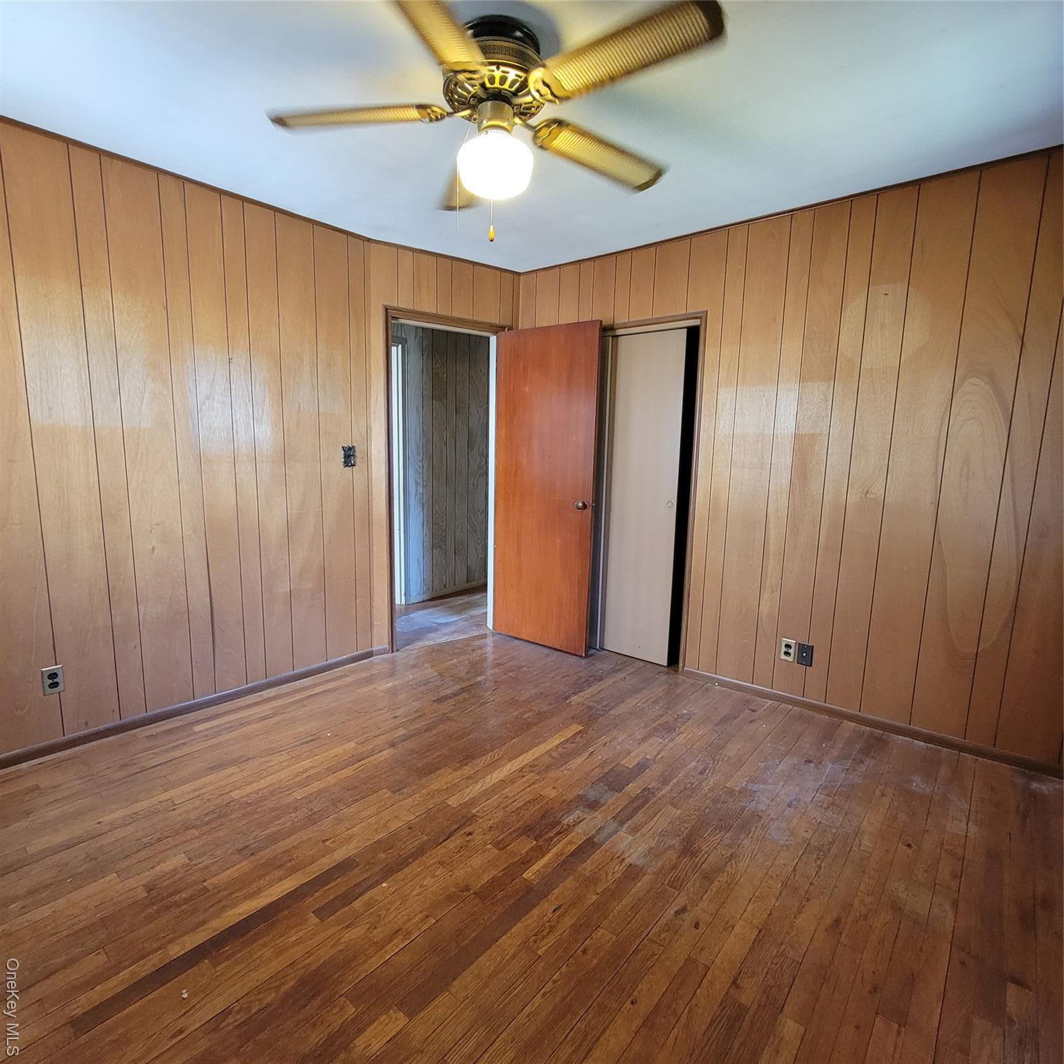 Single Family Jerusalem  Nassau County, NY 11793, MLS-983512-11