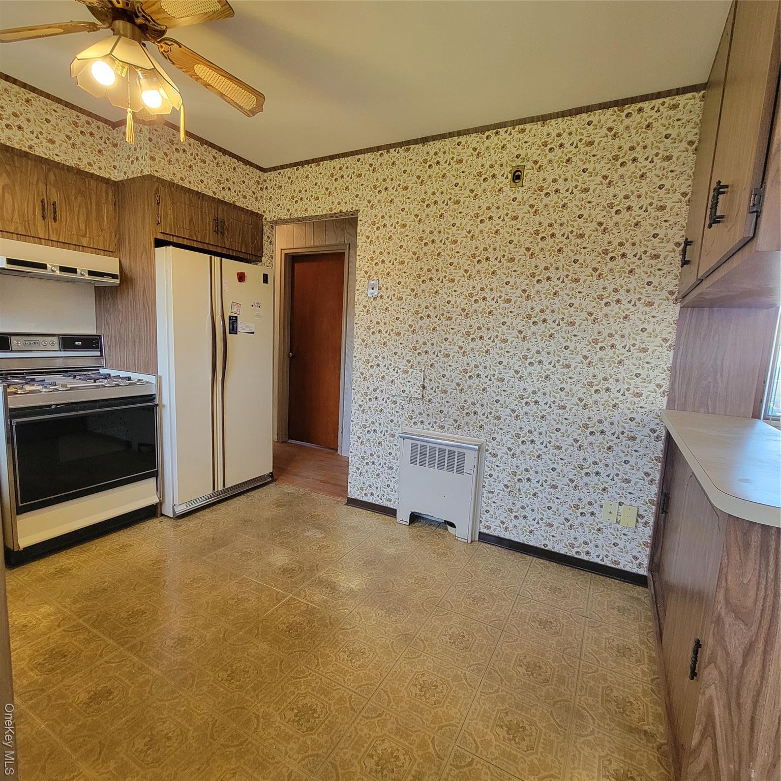 Single Family Jerusalem  Nassau County, NY 11793, MLS-983512-9