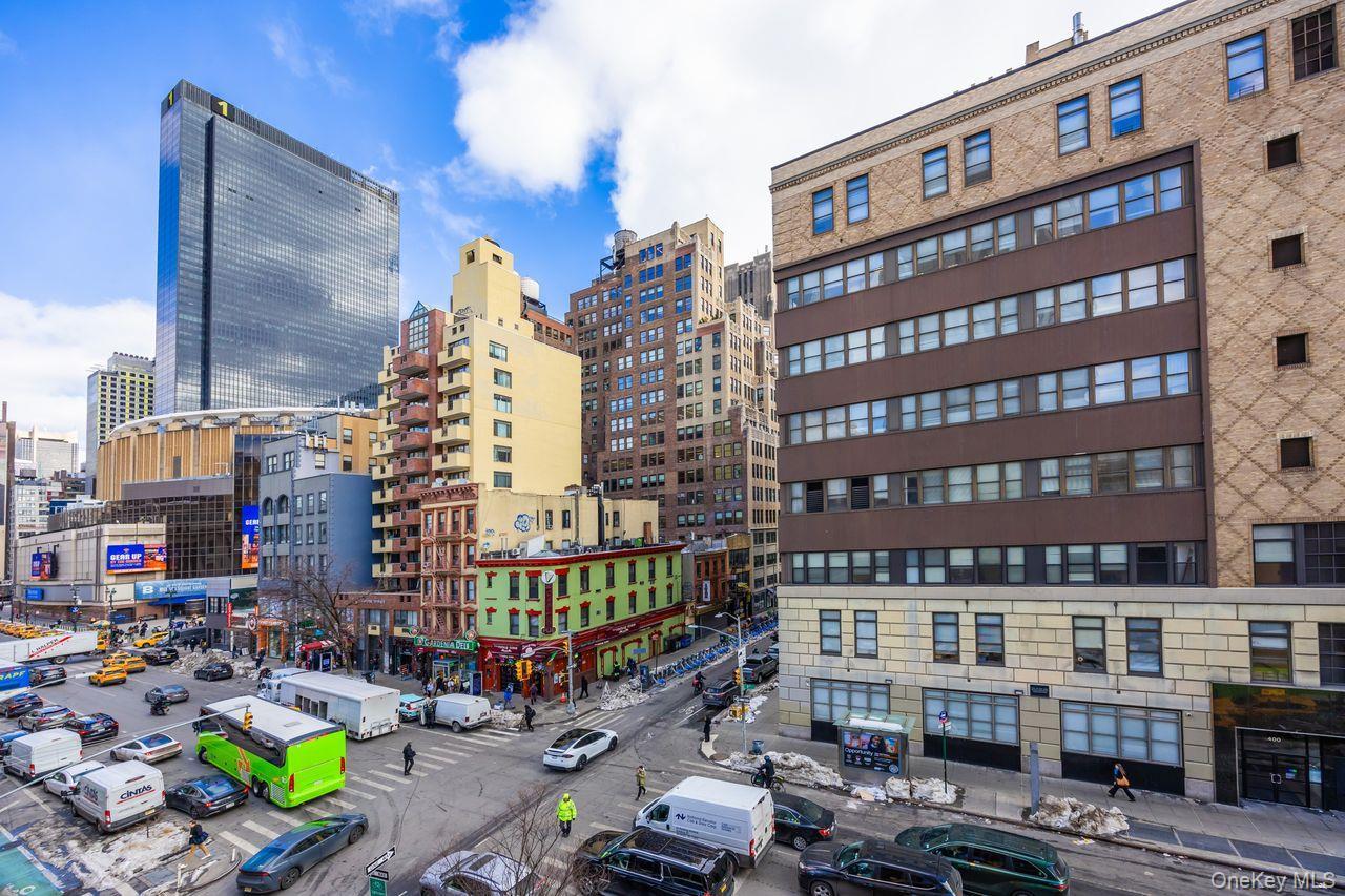 Condo 30th  Manhattan, NY 10001, MLS-983515-22