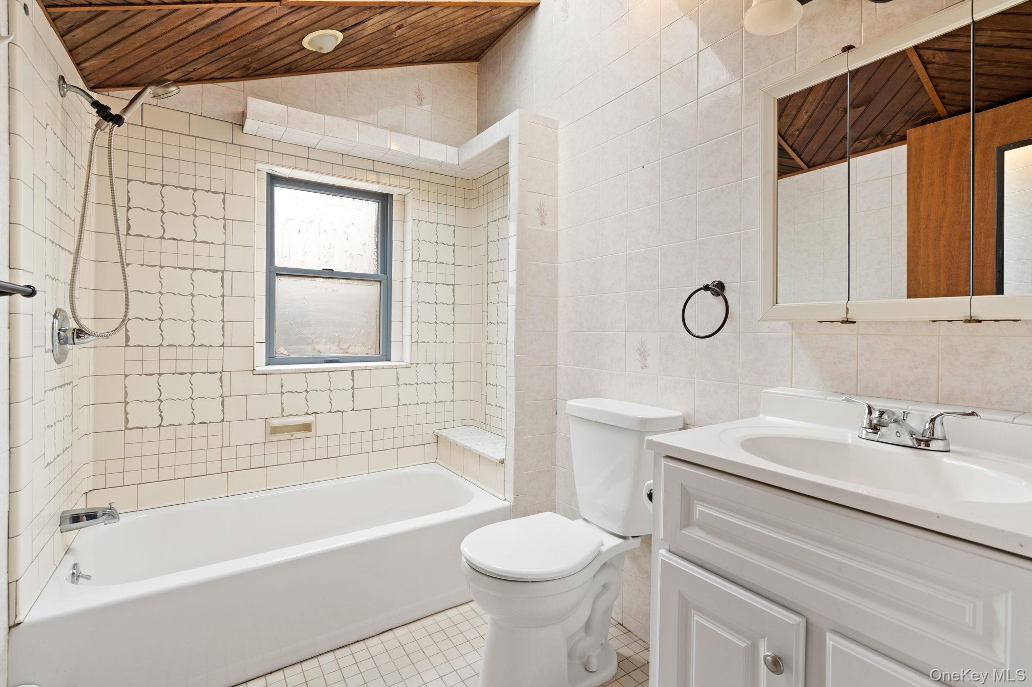 Single Family Woodland Orange County, NY 10950, MLS-983538-12