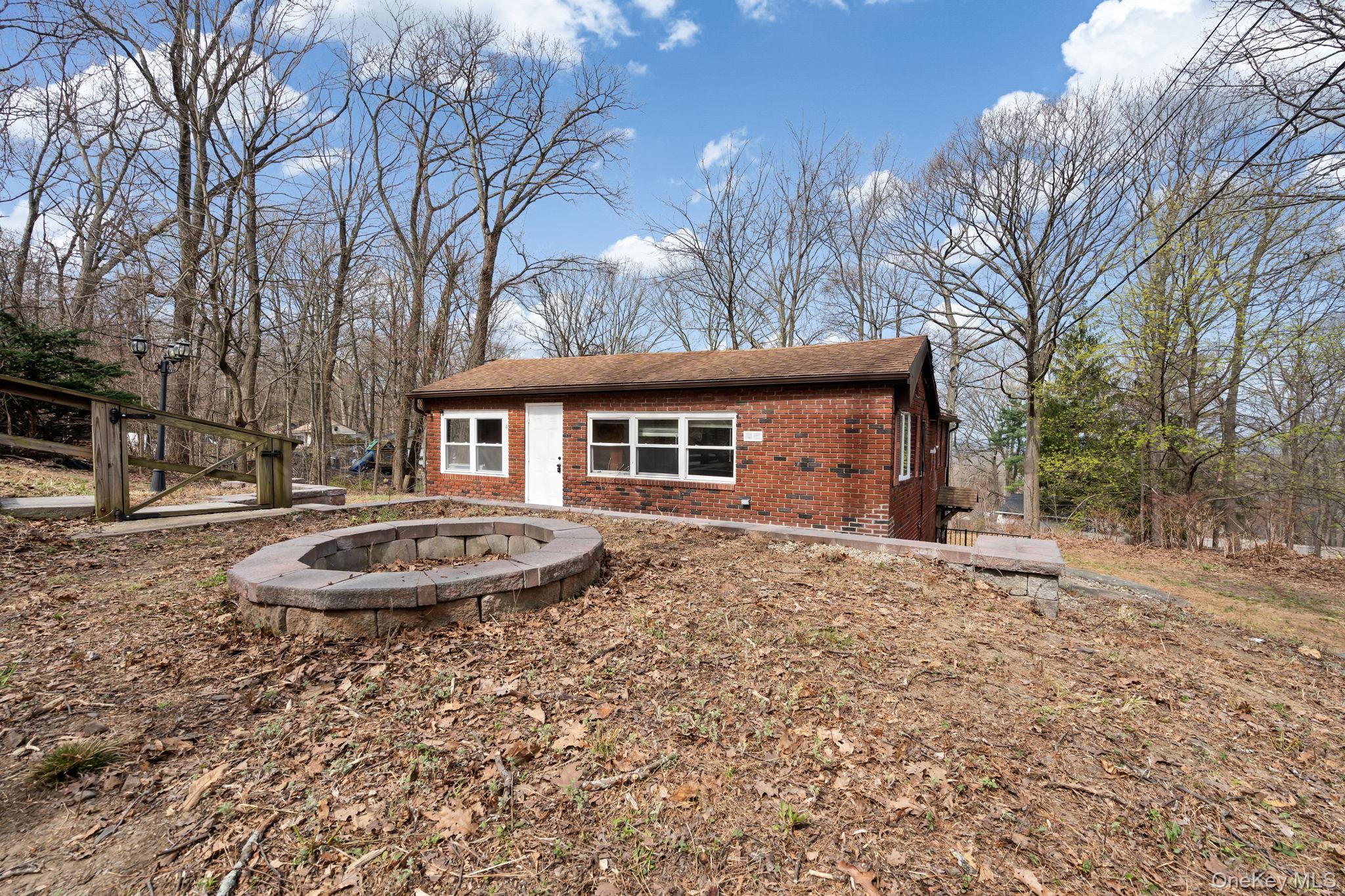 Single Family Woodland Orange County, NY 10950, MLS-983538-24