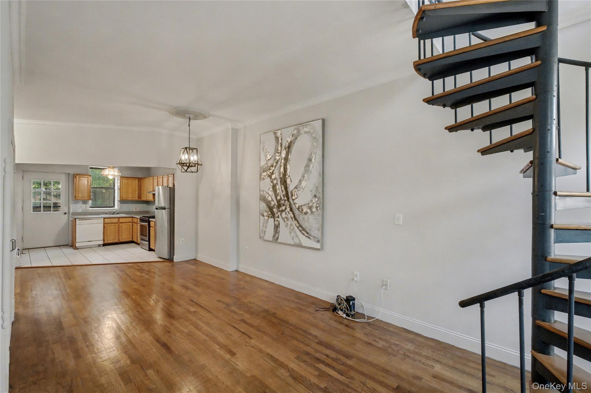 Single Family Bradhurst Avenue Manhattan, NY 10030, MLS-983558-12
