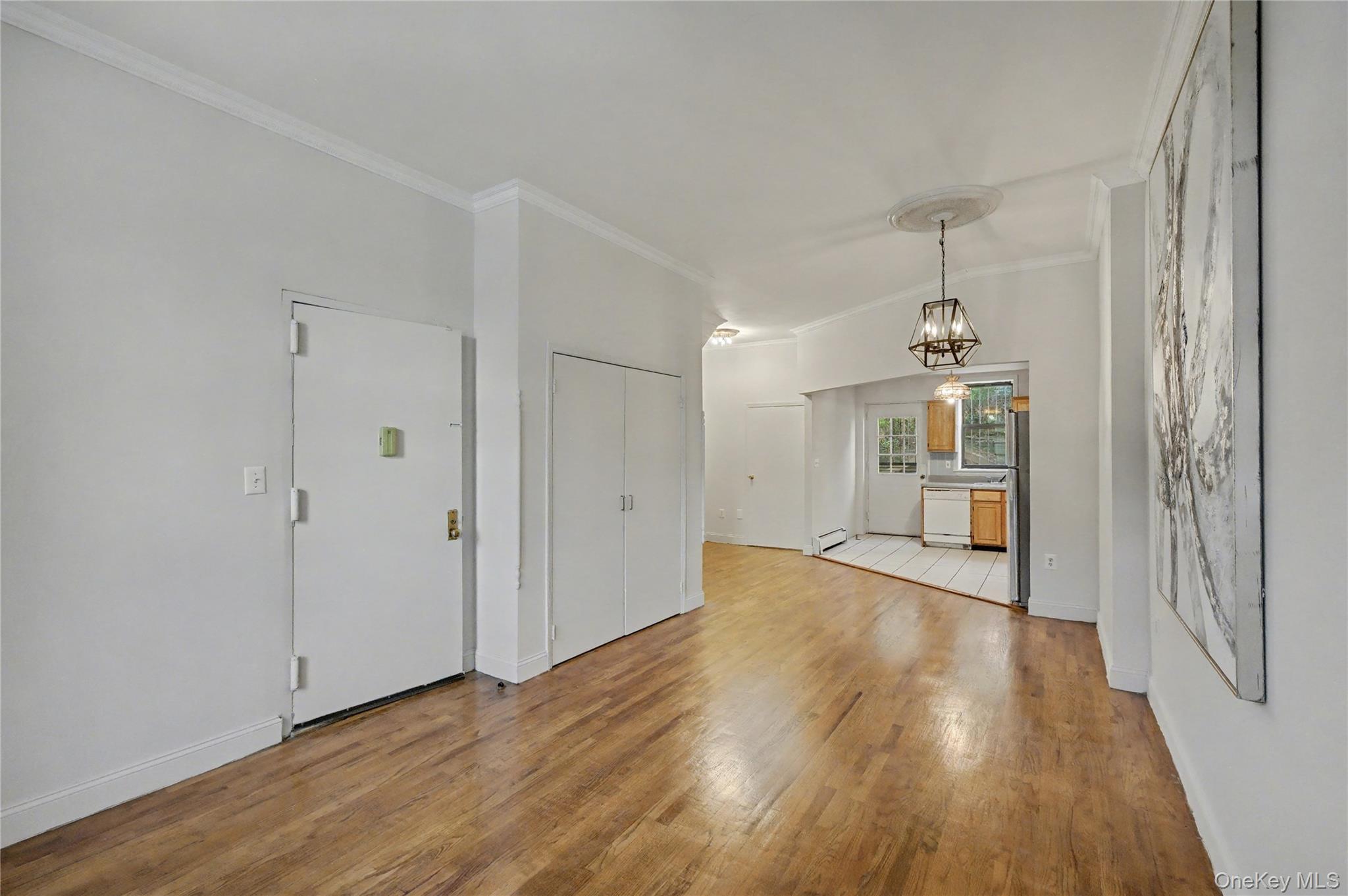 Single Family Bradhurst Avenue Manhattan, NY 10030, MLS-983558-15