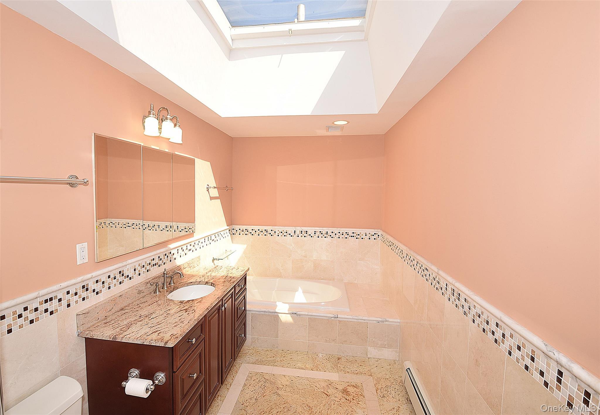 Condo Jordan  Queens, NY 11360, MLS-983601-12