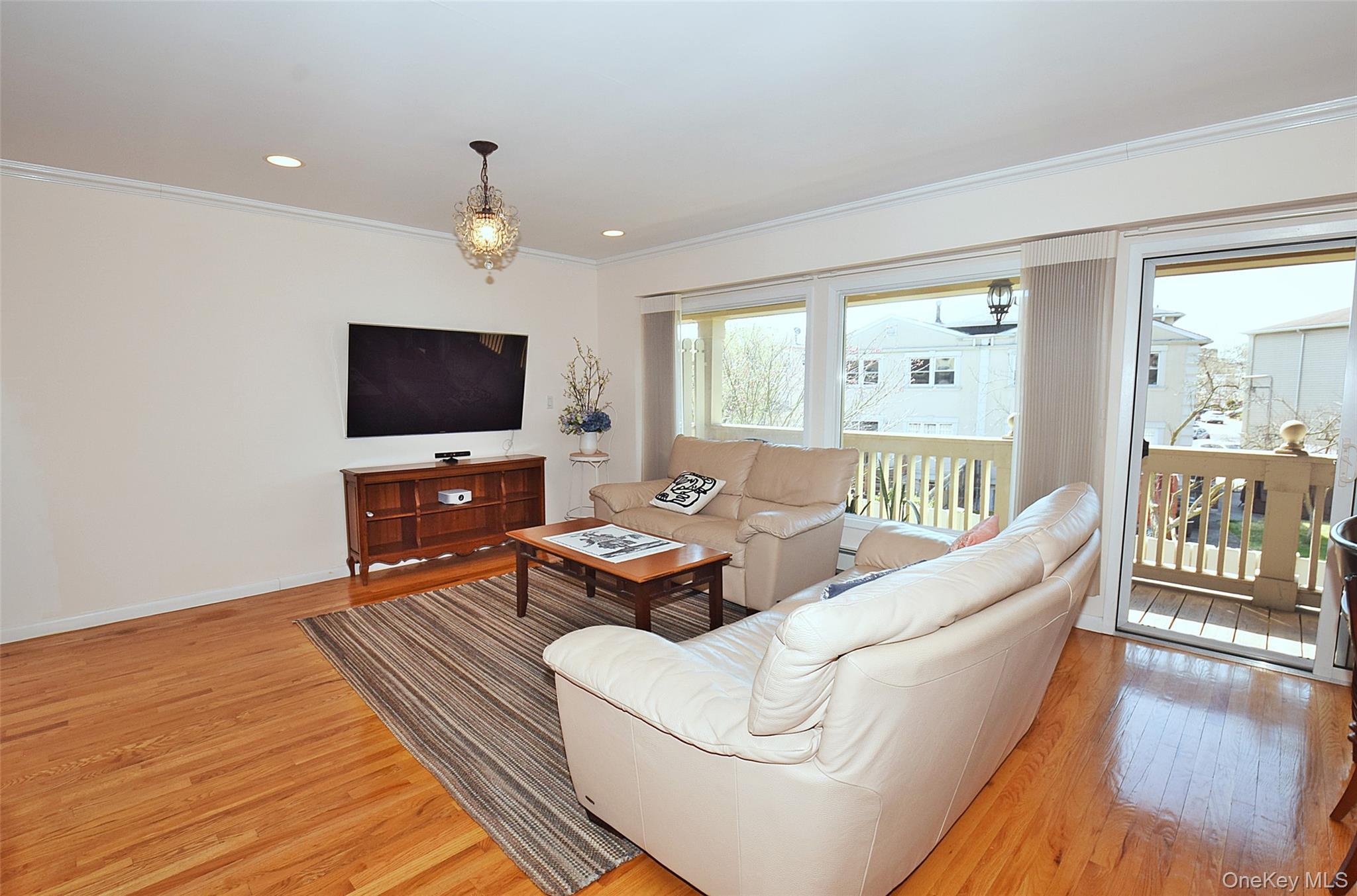 Condo Jordan  Queens, NY 11360, MLS-983601-25